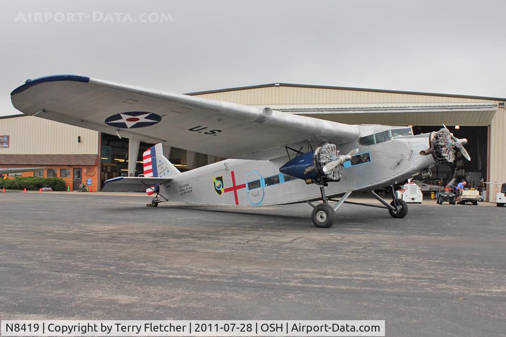 N8419, 1929 Ford 5-AT-C Tri-Motor C/N 58, Vintage Ford Tri-motor at Oshkosh