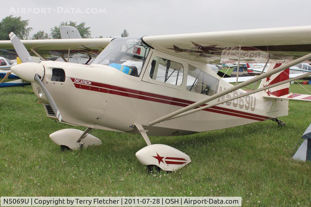 N5069U, 1980 Bellanca 8KCAB Decathlon C/N 612-80, Aircraft in the camping areas at 2011 Oshkosh