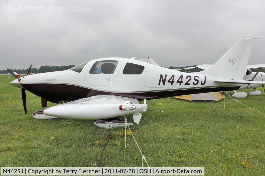 N442SJ, 2006 Columbia Aircraft Mfg LC42-550FG C/N 42521, Aircraft in the camping areas at 2011 Oshkosh