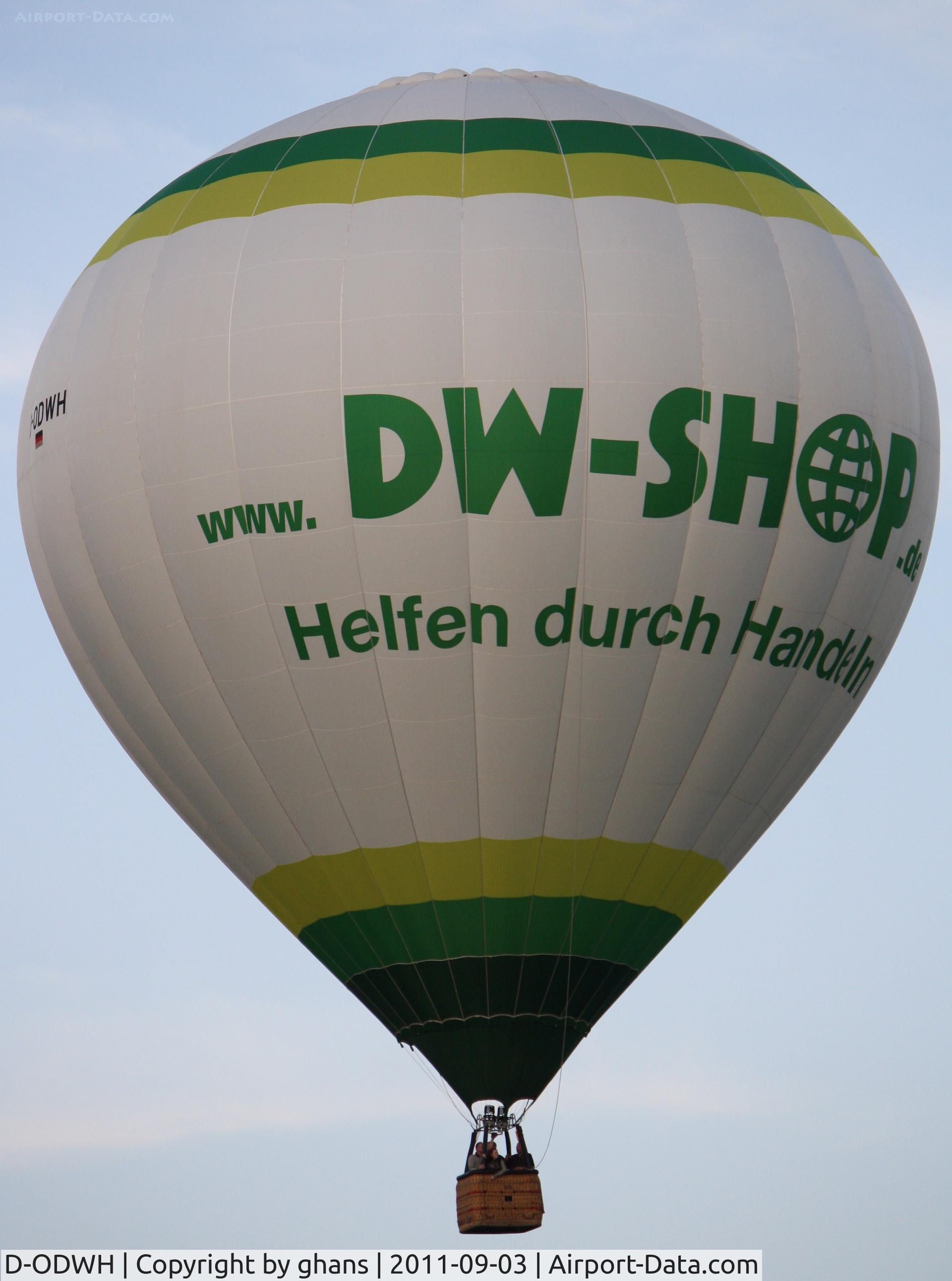 D-ODWH, 2008 Schroeder Fire Balloons G34/24 C/N 1337, WIM 2011
Dritte Welt Shop - Welt Hunger Hilfe