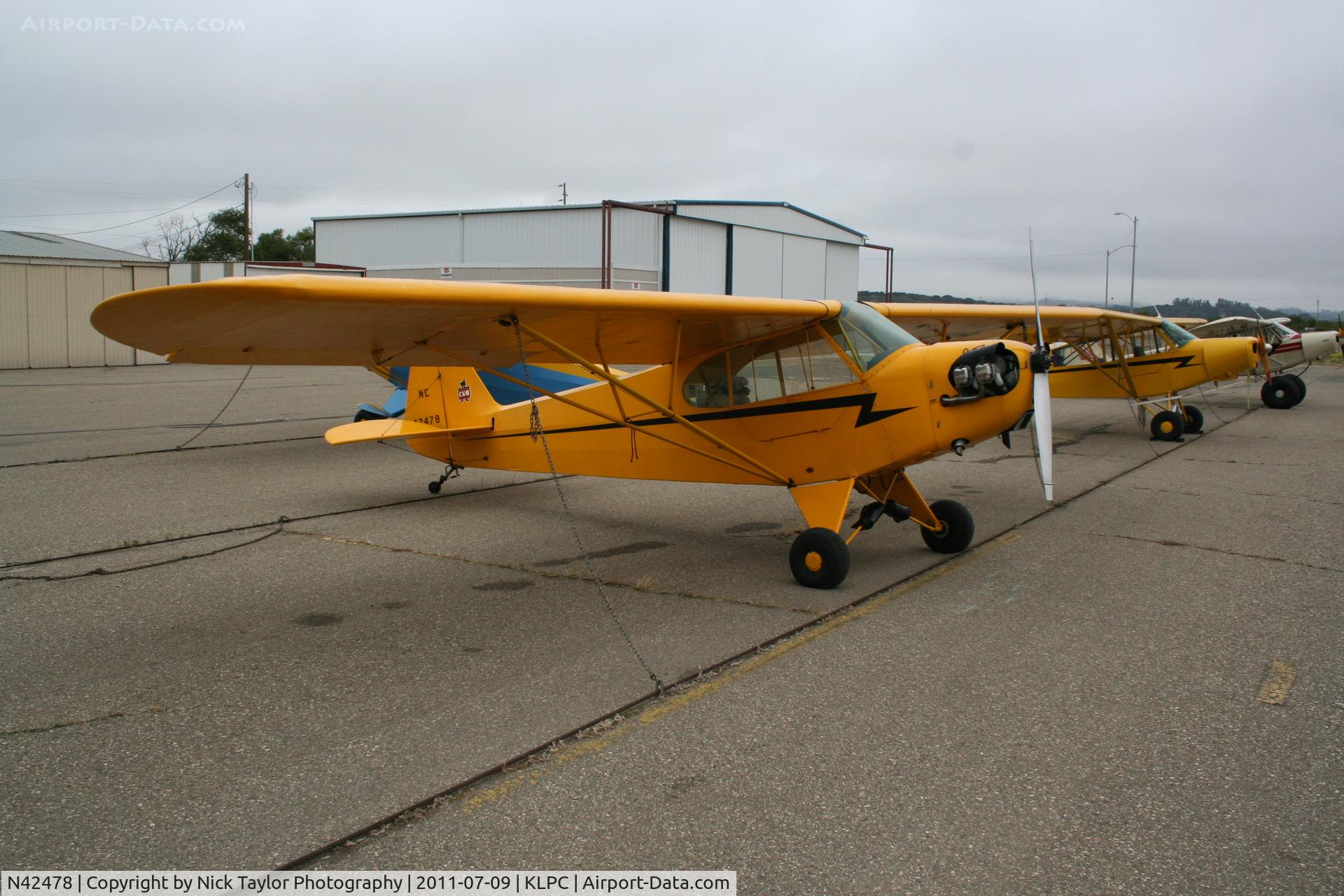 N42478, 1945 Piper J3C-65 Cub C/N 14747, Lompoc Piper Cub fly in 2011
