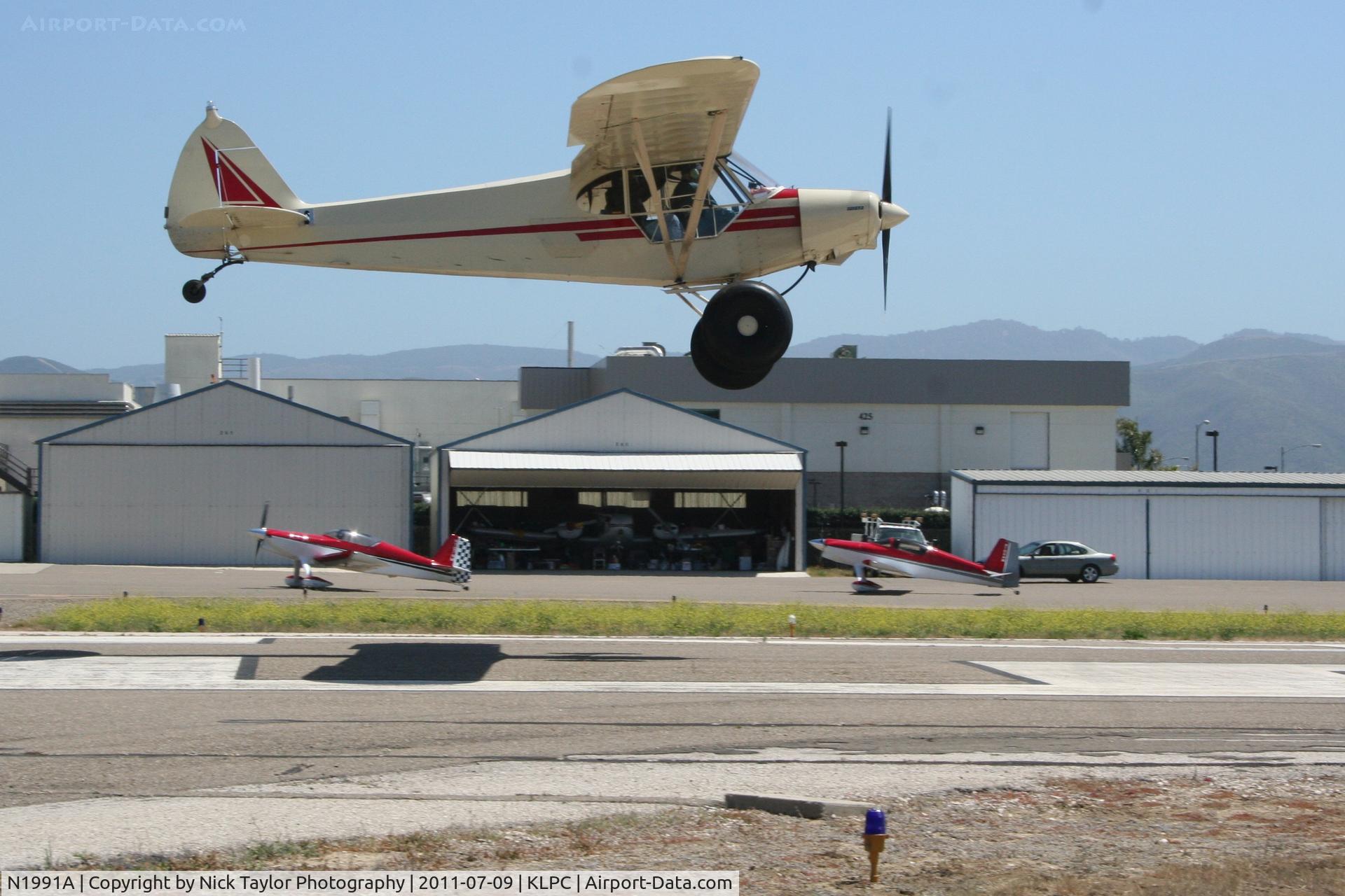 N1991A, 1952 Piper PA-18-135 Super Cub C/N 18-1815, Spot landing contest