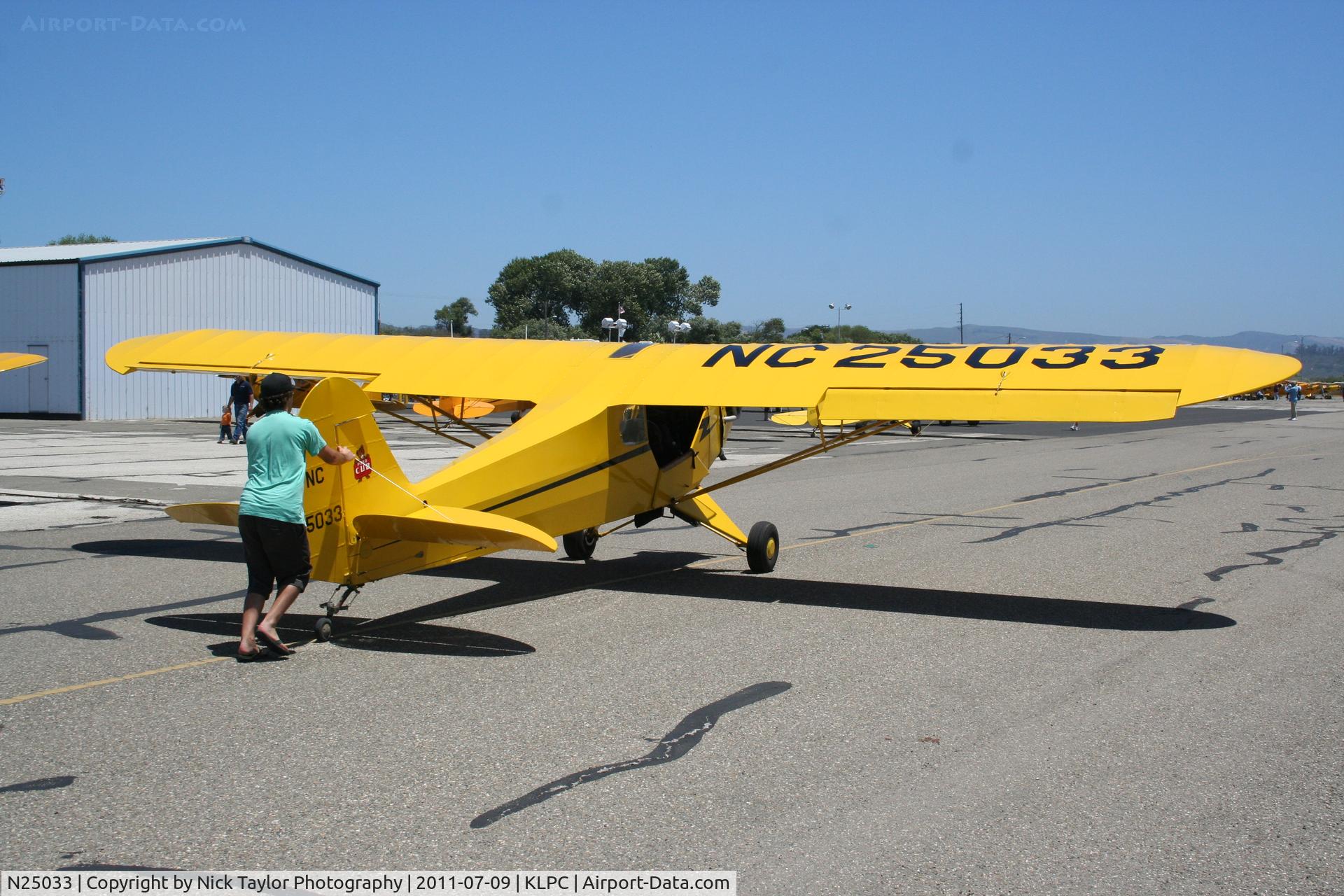 N25033, 1939 Piper J3C-65 Cub C/N 3614, Lompoc Piper Cub fly in 2011