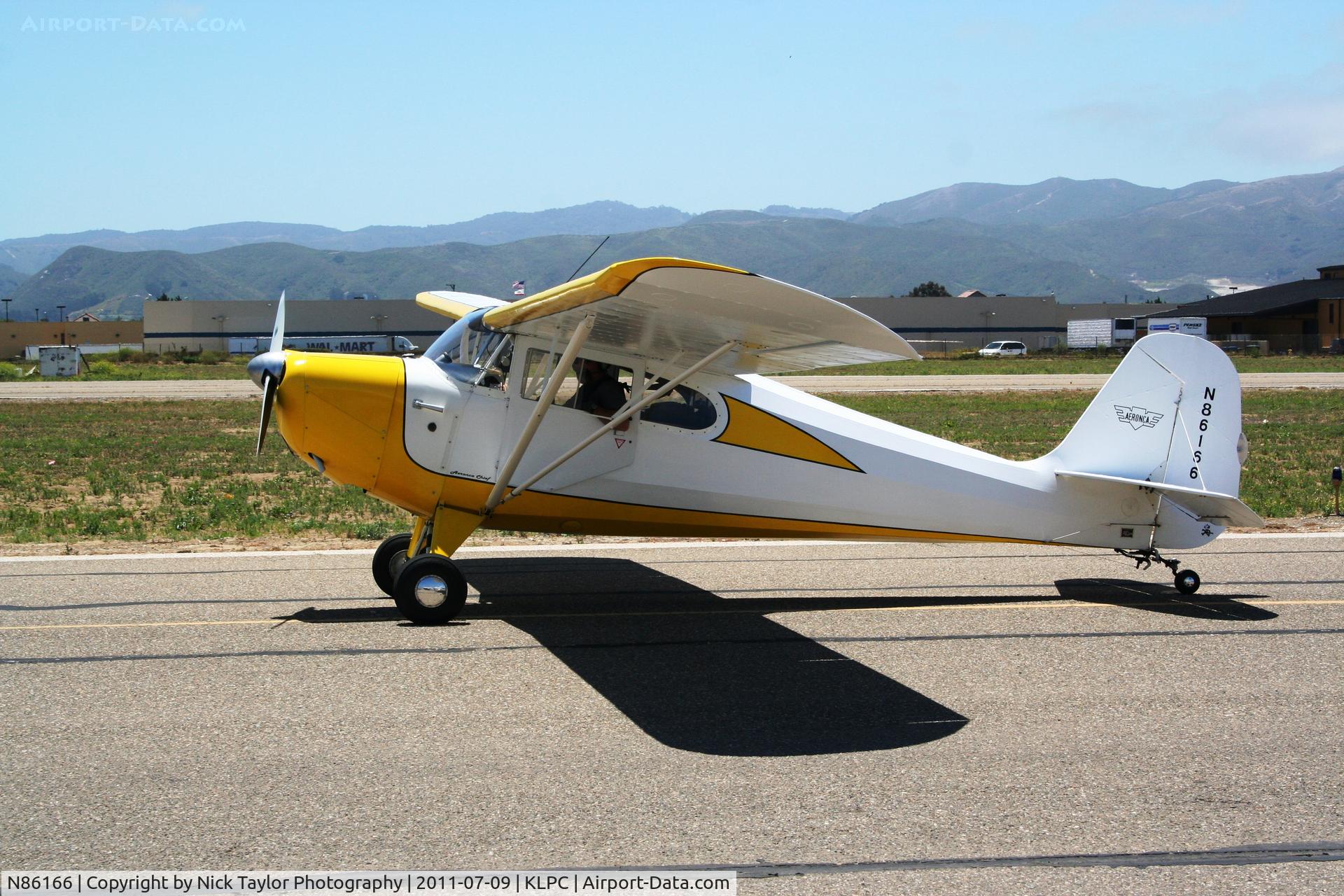 N86166, 1946 Aeronca 11AC Chief C/N 11AC-595, Lompoc Piper Cub fly in 2011
