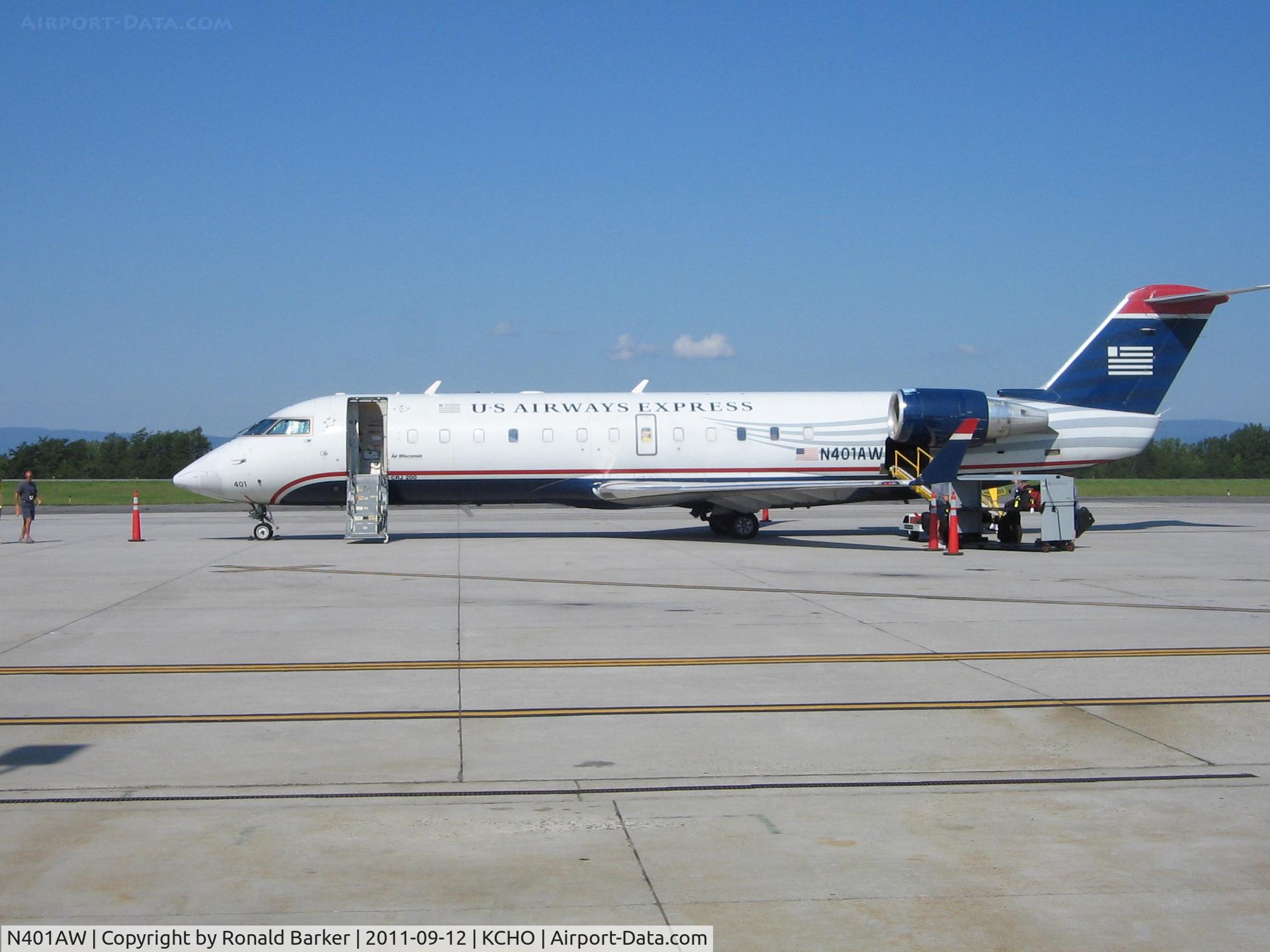 N401AW, 1999 Bombardier CRJ-200LR (CL-600-2B19) C/N 7280, CHO, VA