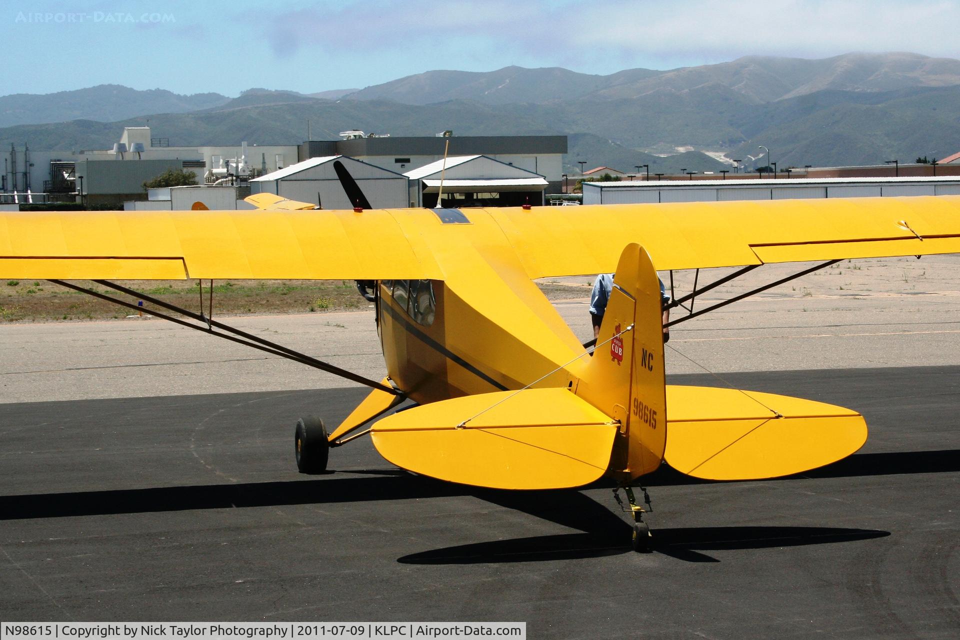 N98615, 1946 Piper J3C-65 Cub C/N 18838, Lompoc Piper Cub fly in 2011