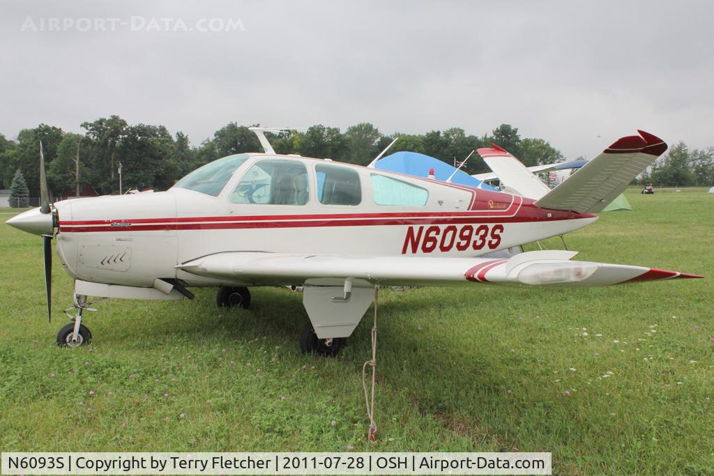 N6093S, 1975 Beech V35B Bonanza C/N D-9826, Aircraft in the camping areas at 2011 Oshkosh