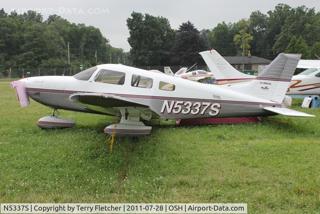 N5337S, 2001 Piper PA-28-181 Archer C/N 2843479, Aircraft in the camping areas at 2011 Oshkosh