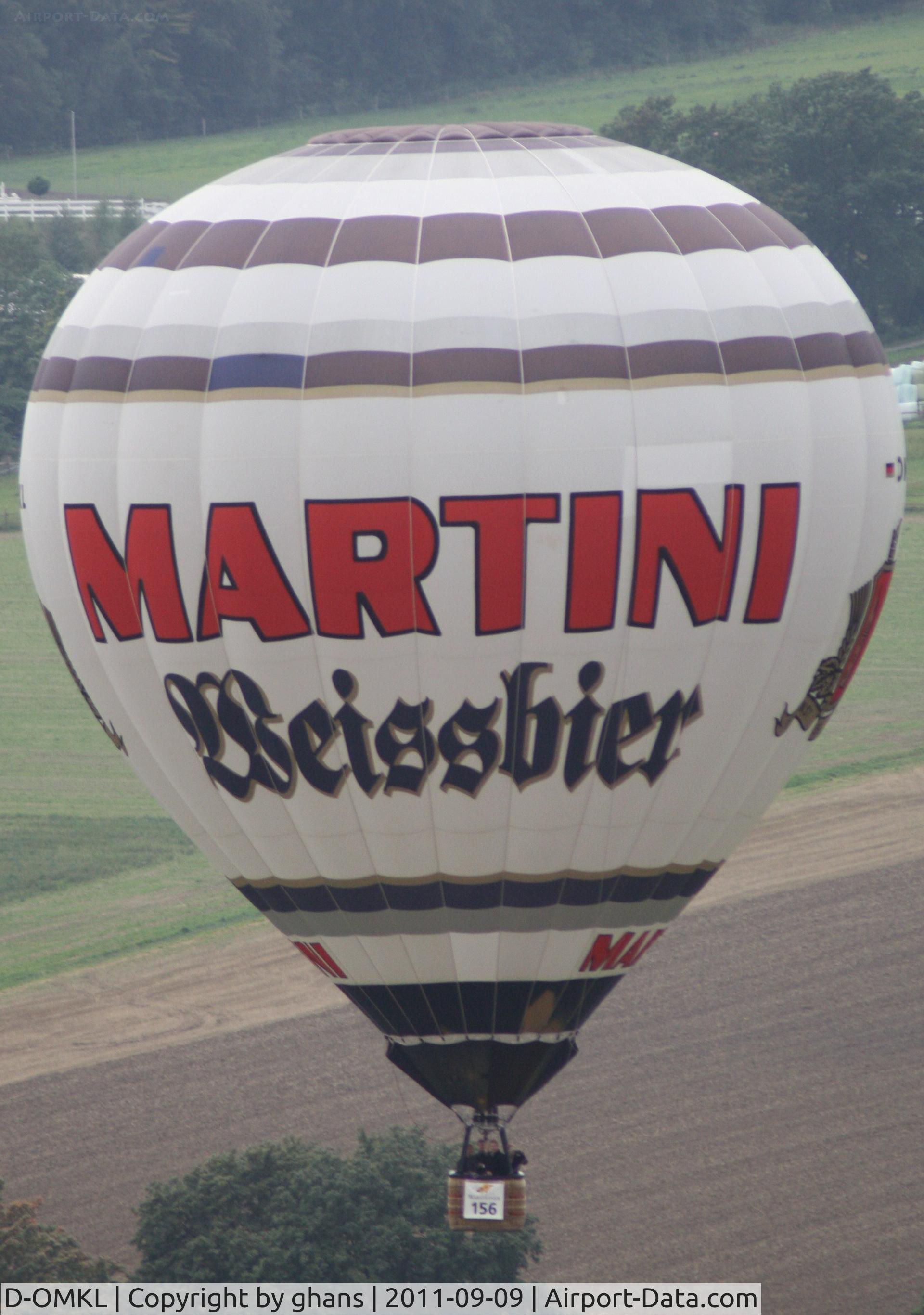 D-OMKL, 1999 Schroeder Fire Balloons G30/24 C/N 764, WIM 2011
'Martini Weissbier'