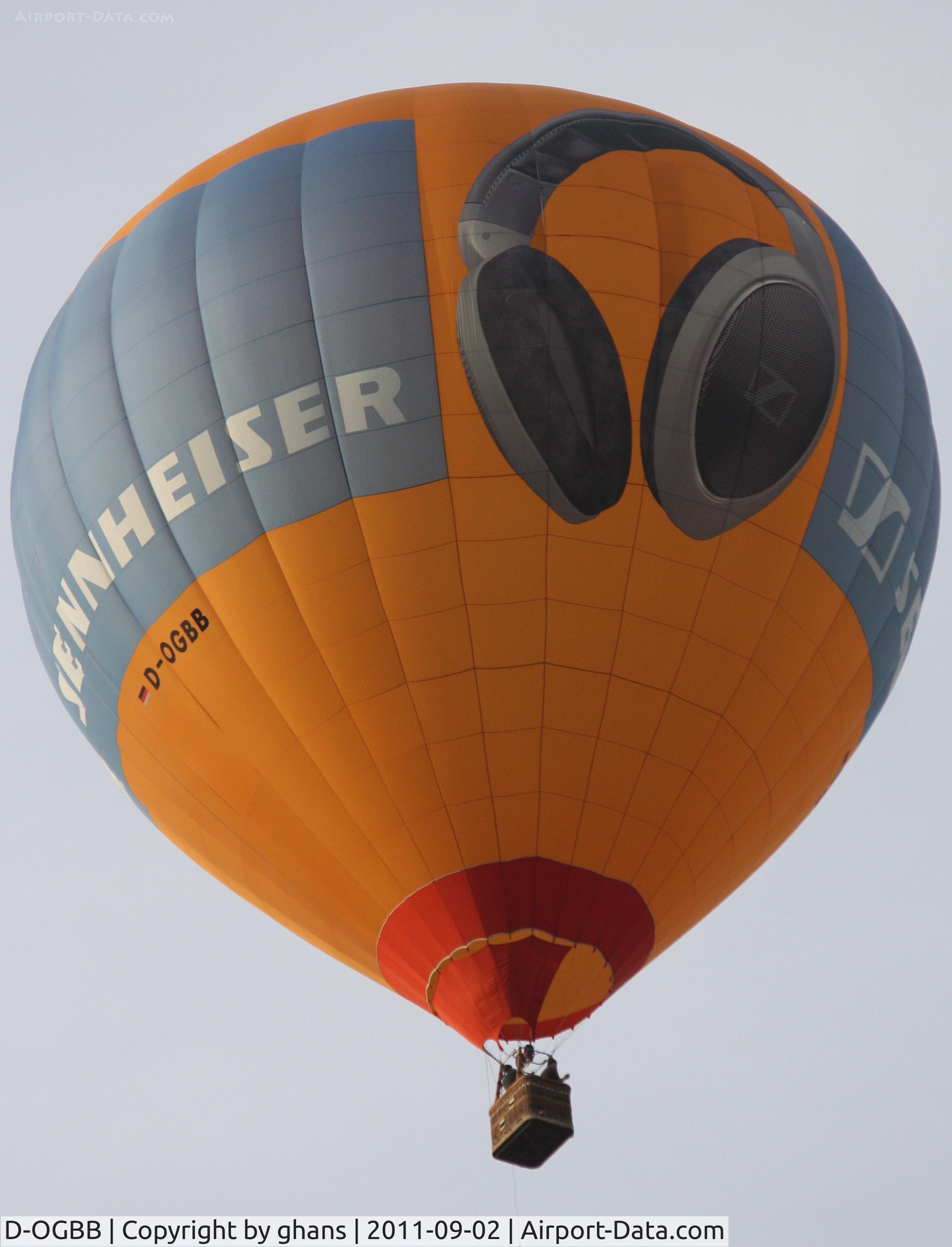 D-OGBB, 2004 Schroeder Fire Balloons G42/24 C/N 1110, WIM 2011
'Sennheiser'