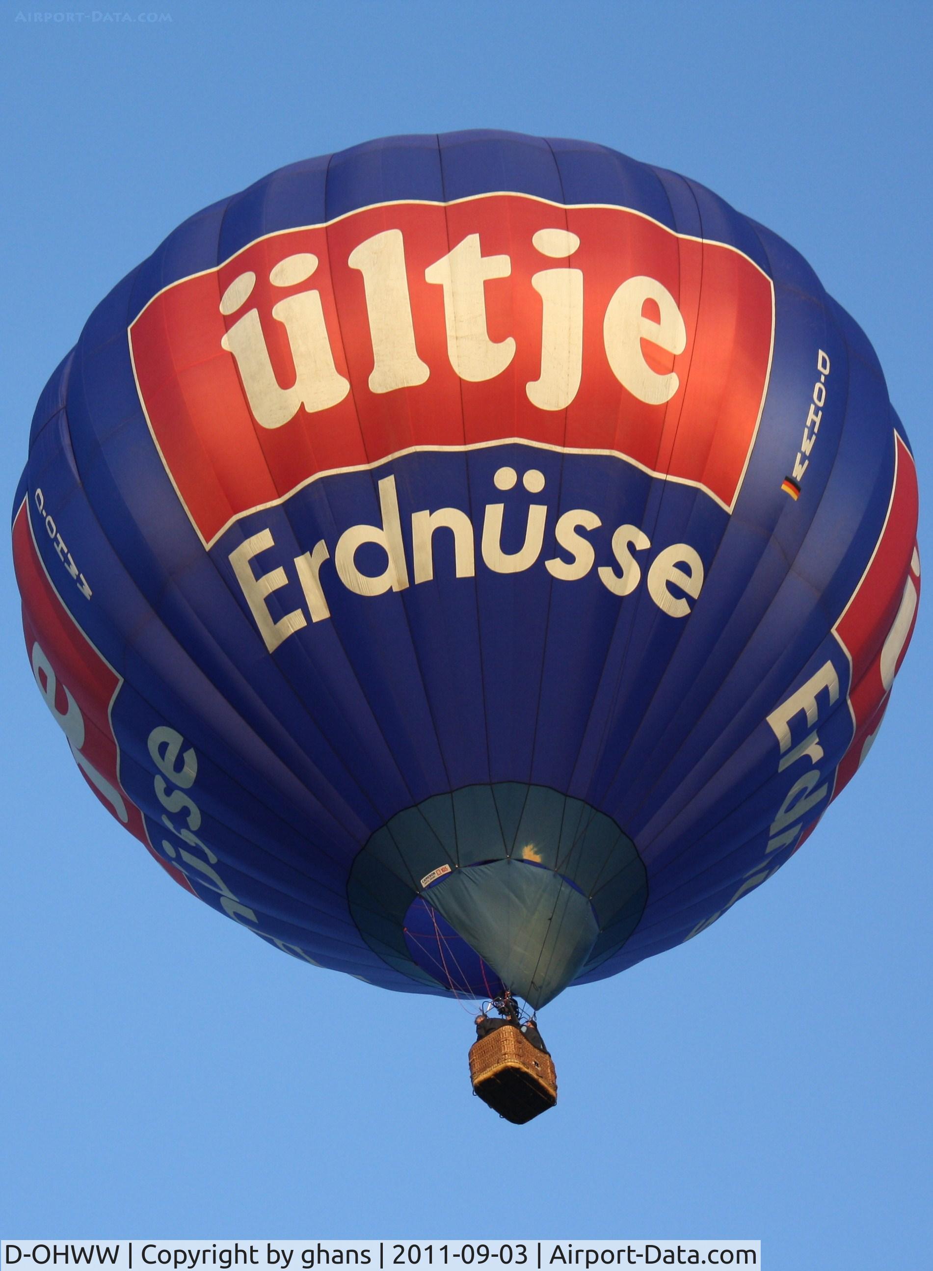 D-OHWW, 2001 Cameron Balloons N-105 C/N 10136, WIM 2011
'Ültje Erdnüsse'