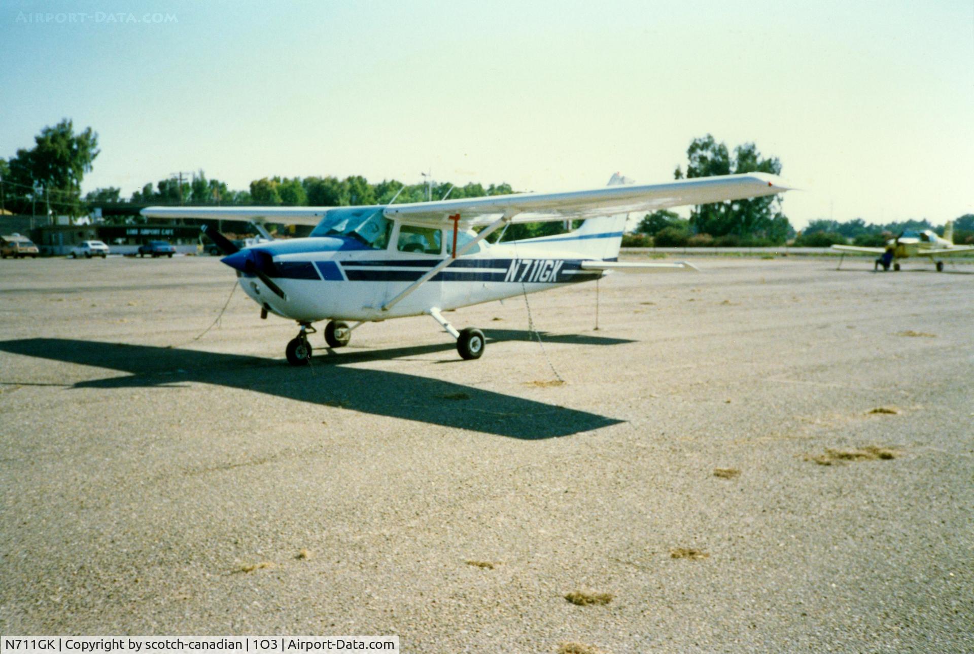 N711GK, 1979 Cessna 172N C/N 17272570, 1979 Cessna 172N N711GK N711GK at Lodi Airport, Lodi, CA - July 1989