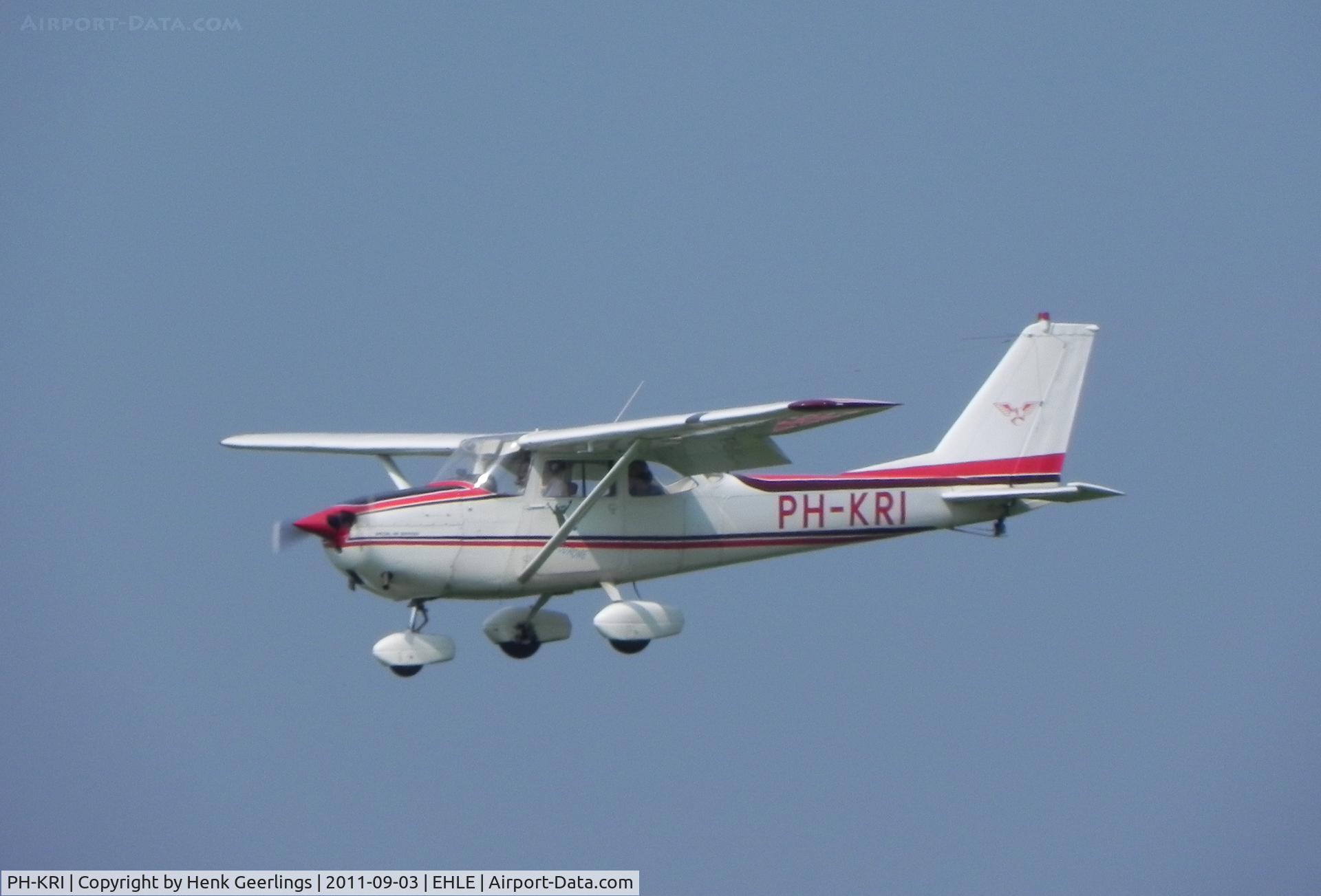 PH-KRI, Reims F172G Skyhawk C/N F172-0218, Sightseeing flight