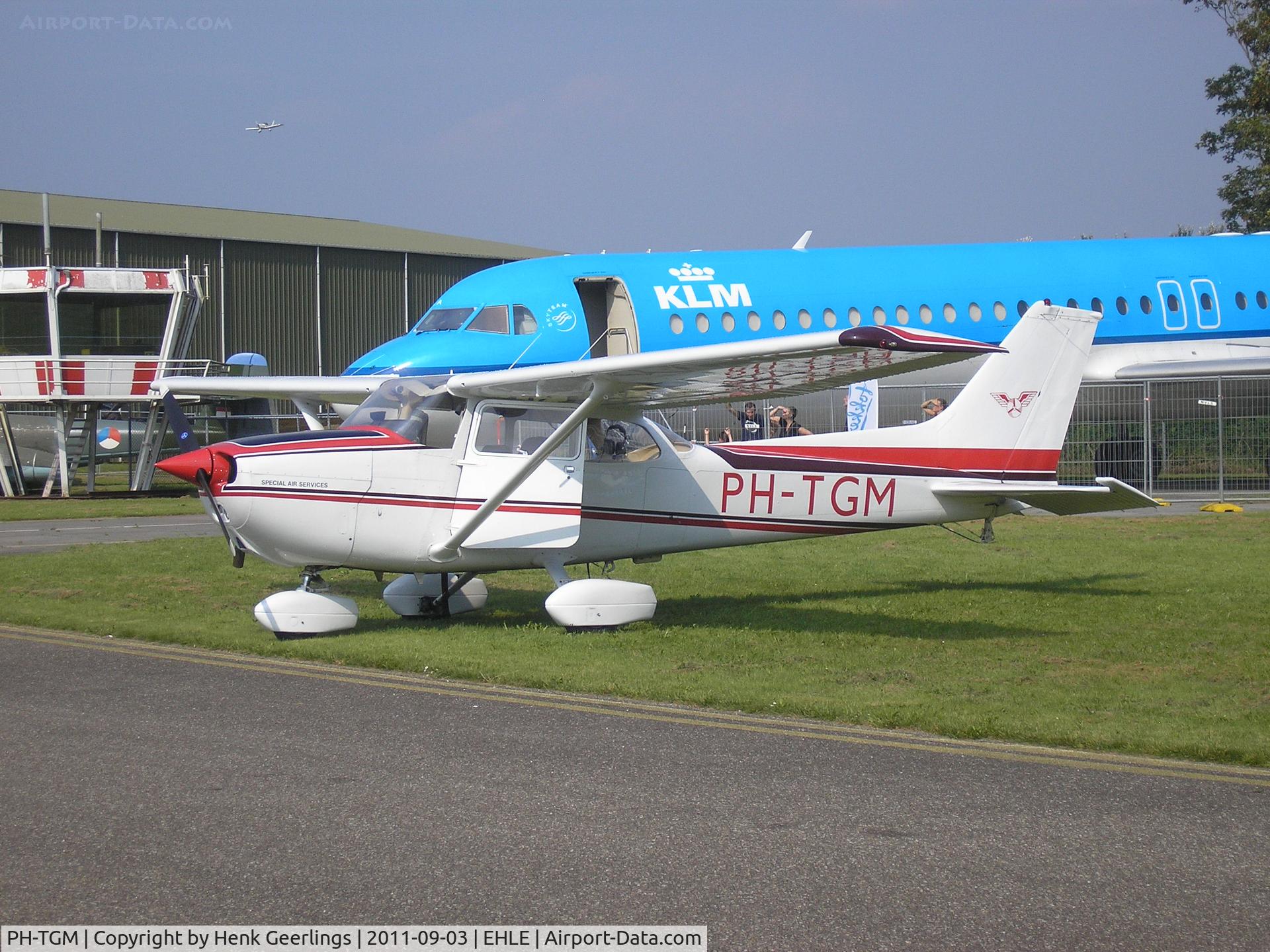 PH-TGM, 1979 Reims F172N Skyhawk C/N 1887, TGM is making Sightseeing flights