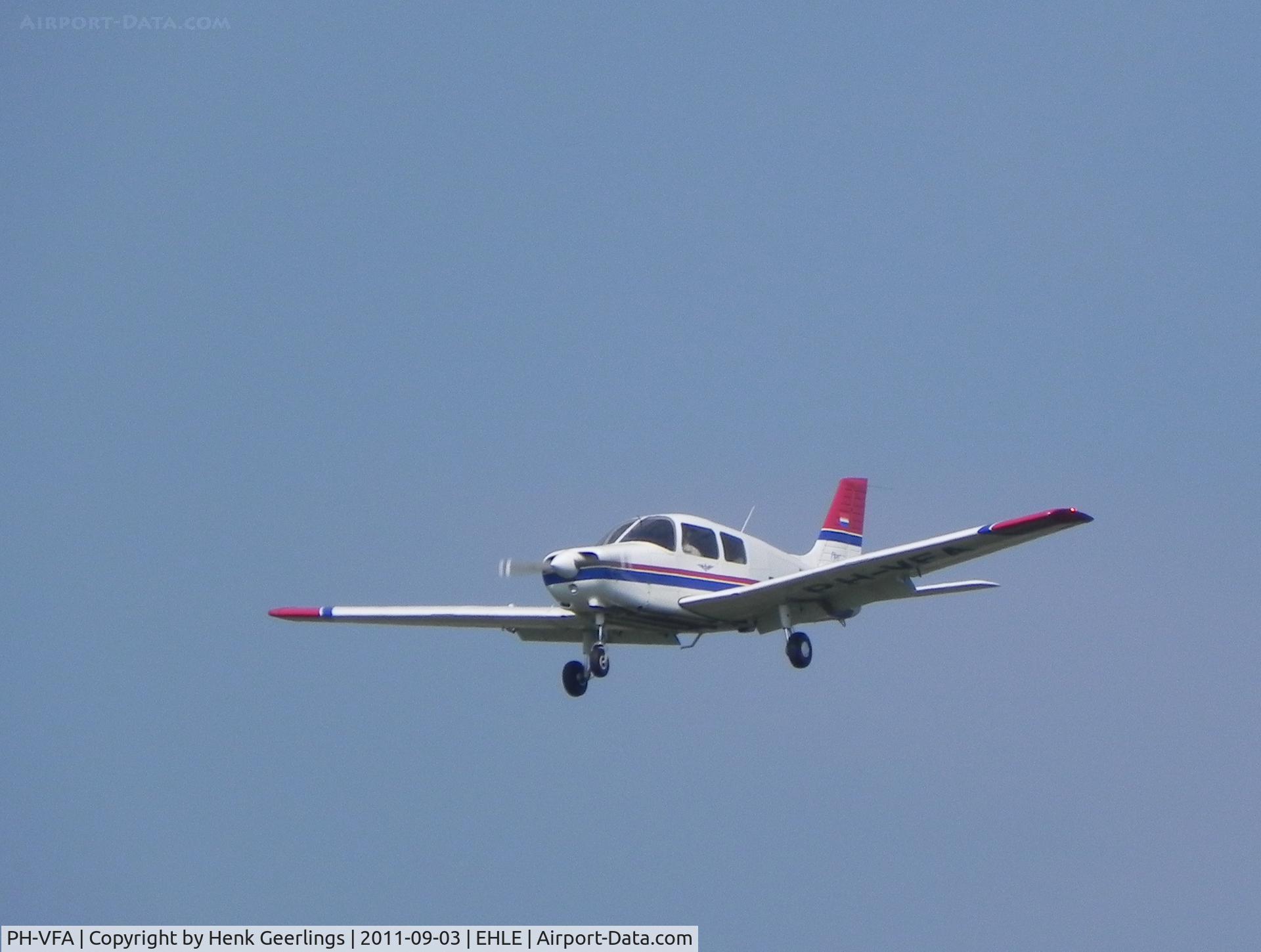 PH-VFA, 1994 Piper PA-28-161 Cherokee Warrior II C/N 2841360, Sightseeing