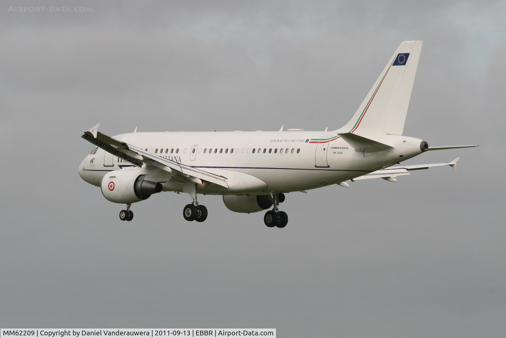 MM62209, 2002 Airbus ACJ319 (A319-115/CJ) C/N 1795, Descending to RWY 25L