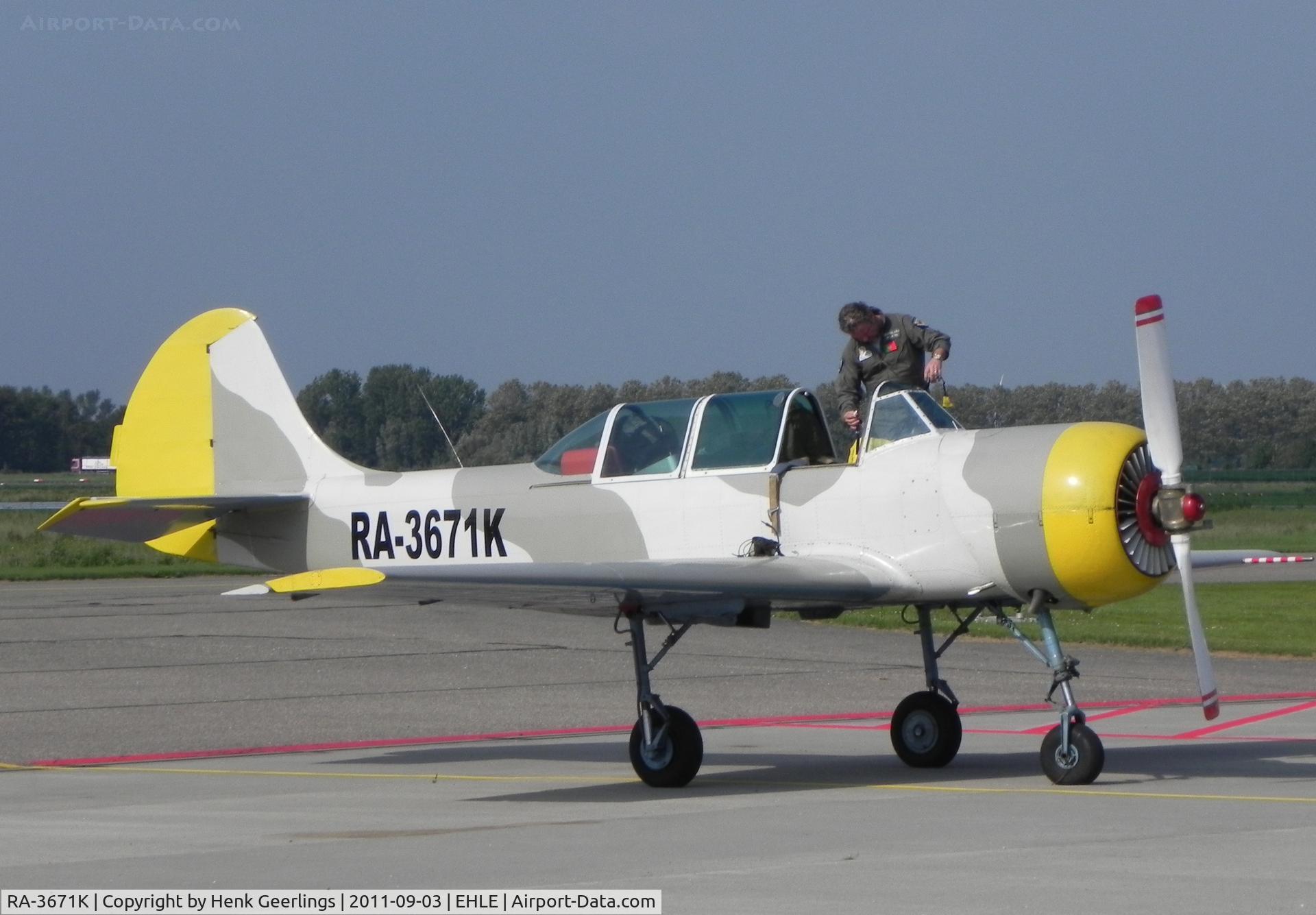 RA-3671K, 1984 Yakovlev Yak-52 C/N 833609, Overnight stop. En route from Sweden to Portugal