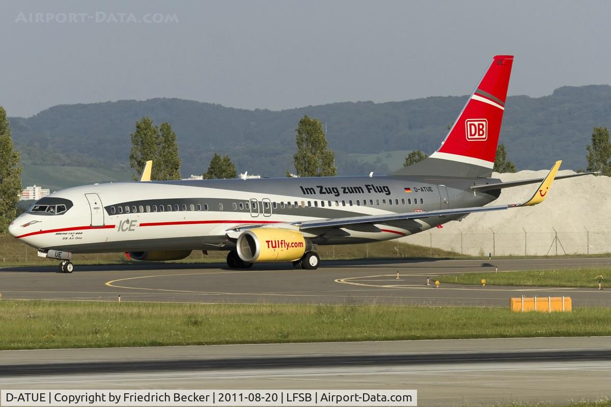 D-ATUE, 2006 Boeing 737-8K5 C/N 34686, taxying to the active