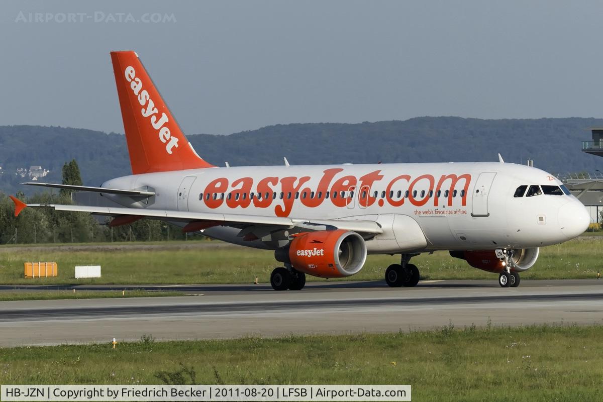 HB-JZN, 2005 Airbus A319-111 C/N 2387, line up for departure