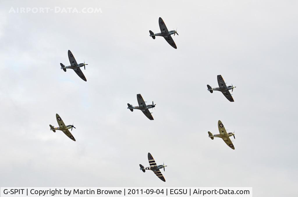 G-SPIT, 1944 Supermarine 379 Spitfire FR.XIV C/N 6S/649205, DULL AND RAINY