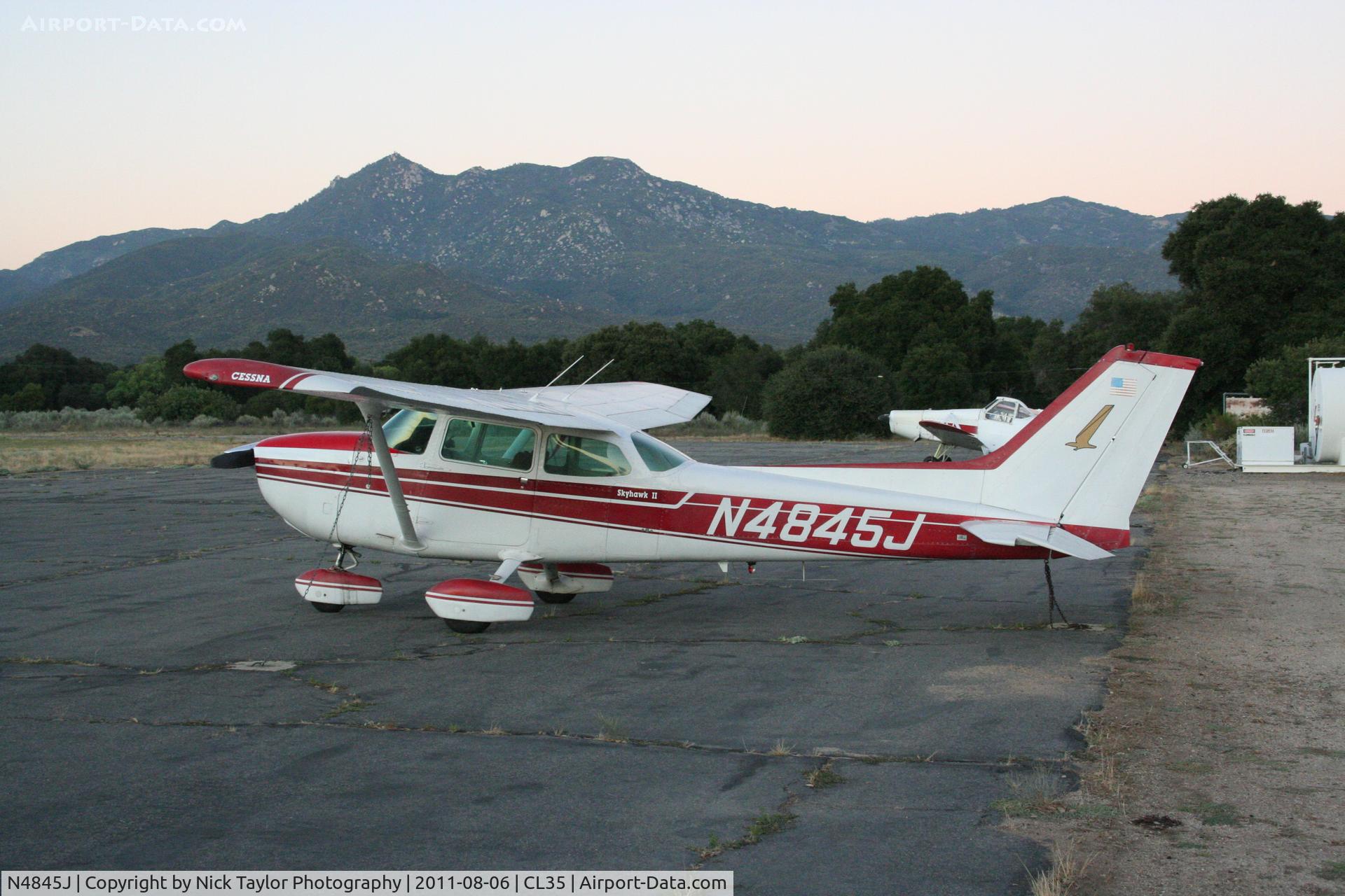 N4845J, 1979 Cessna 172N C/N 17273685, Parked in the sunset