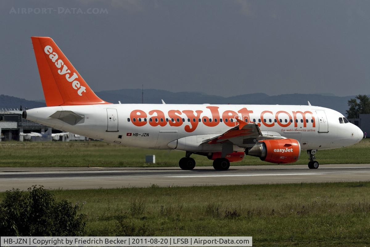 HB-JZN, 2005 Airbus A319-111 C/N 2387, line up for departure