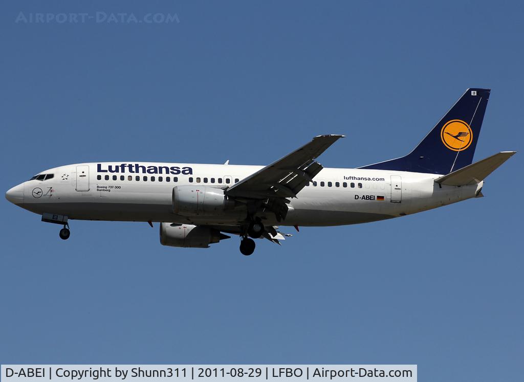D-ABEI, 1991 Boeing 737-330 C/N 25359, Landing rwy 32L