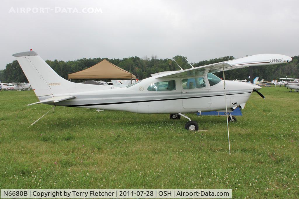 N6680B, 1978 Cessna T210M Turbo Centurion C/N 21062818, At 2011 Oshkosh