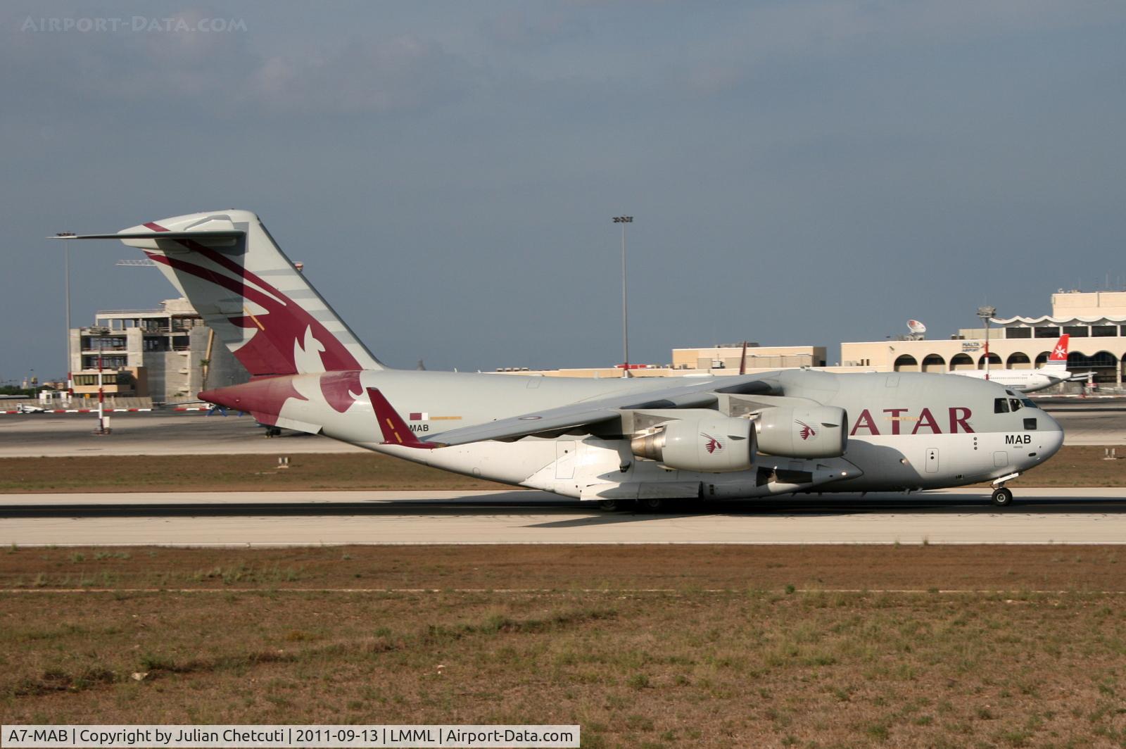 A7-MAB, 2009 Boeing C-17A Globemaster III C/N F-209/QA-2, Taxiing to Runway 31