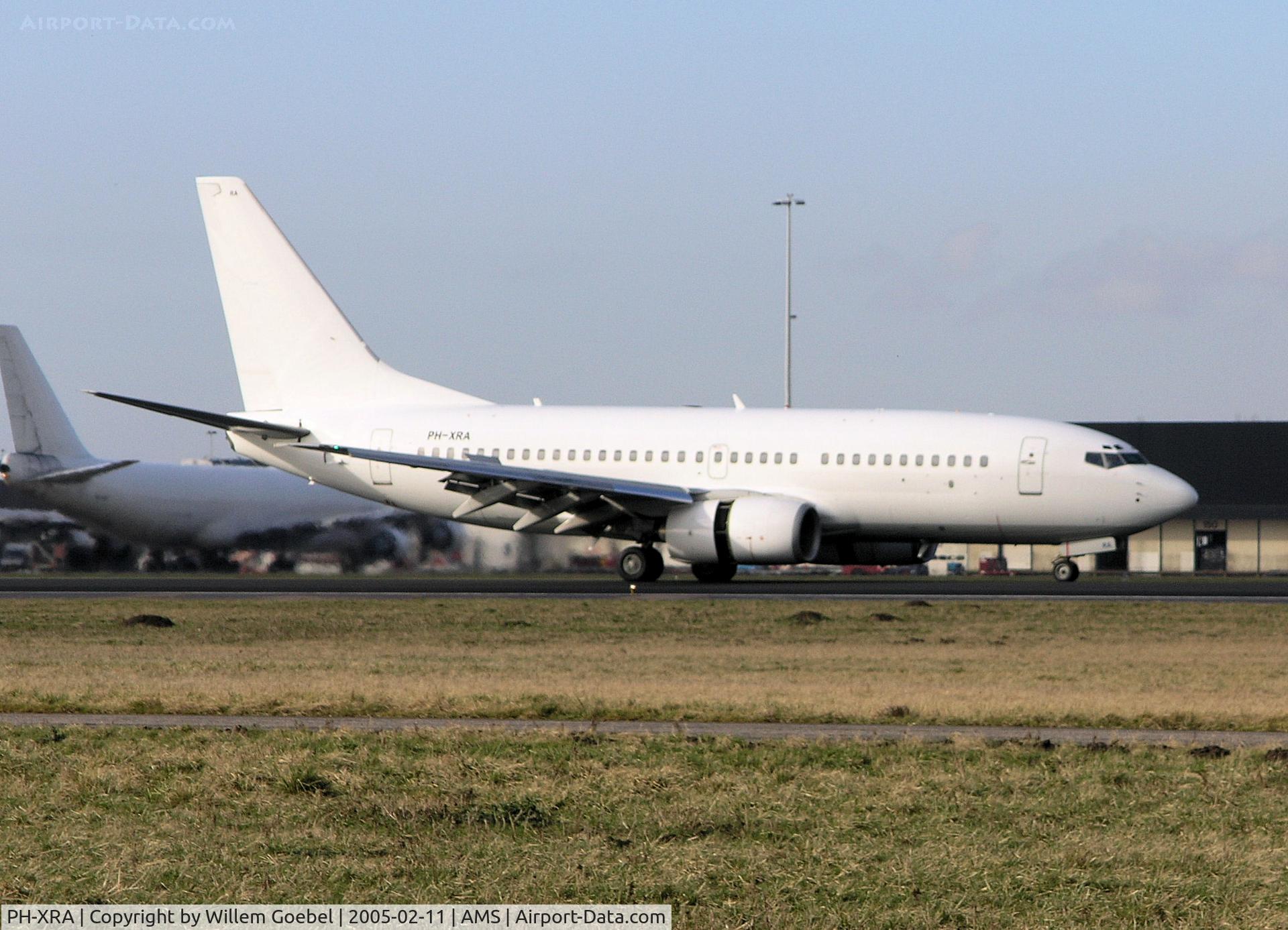 PH-XRA, 2001 Boeing 737-7K2 C/N 30784, The third of 5 photo's of this aircraft.This is the landing on AMS airport on 11-02-2005