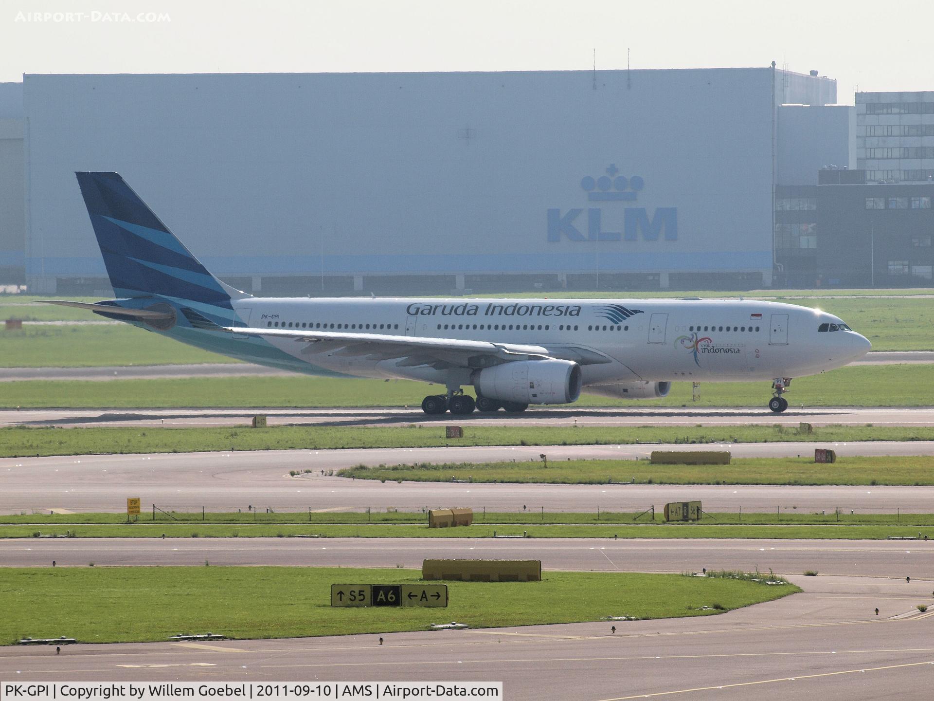 PK-GPI, 2009 Airbus A330-243 C/N 1052, Taxi to the runway of 
