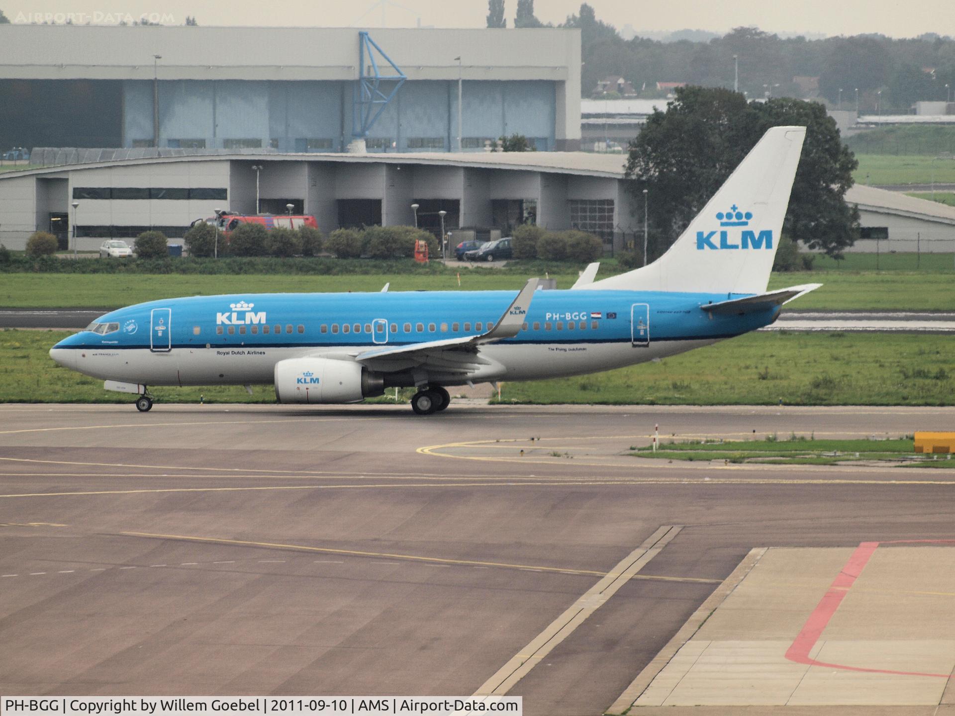 PH-BGG, 2009 Boeing 737-7K2 C/N 30367, Taxi to the runway of 
