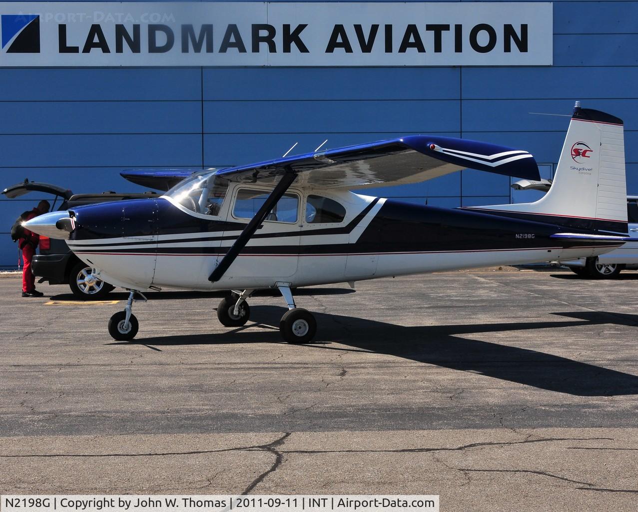 N2198G, 1958 Cessna 182A Skylane C/N 51498, Winston Salem Airshow 2011
