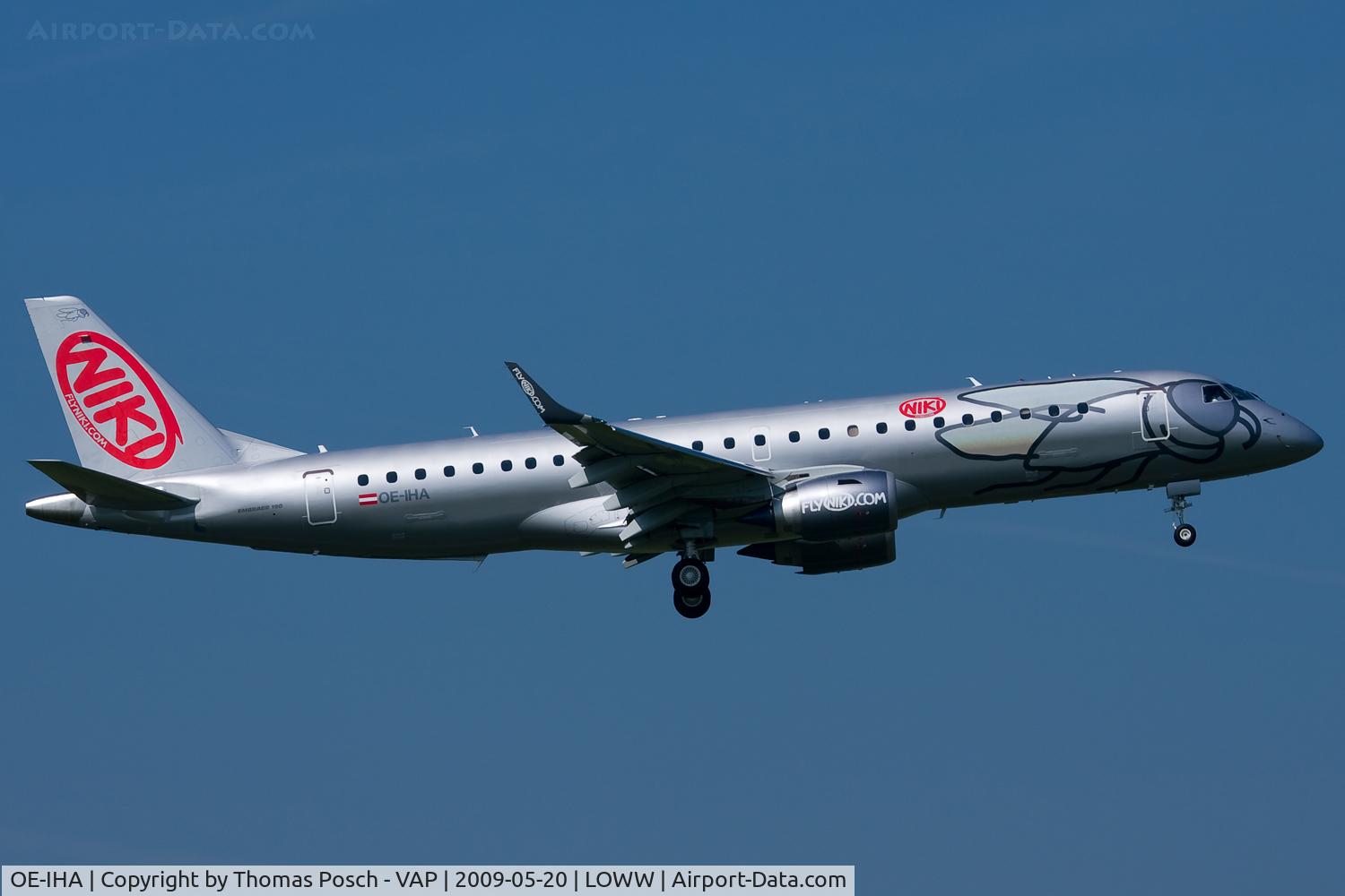 OE-IHA, 2009 Embraer 190LR (ERJ-190-100LR) C/N 19000285, FlyNiki