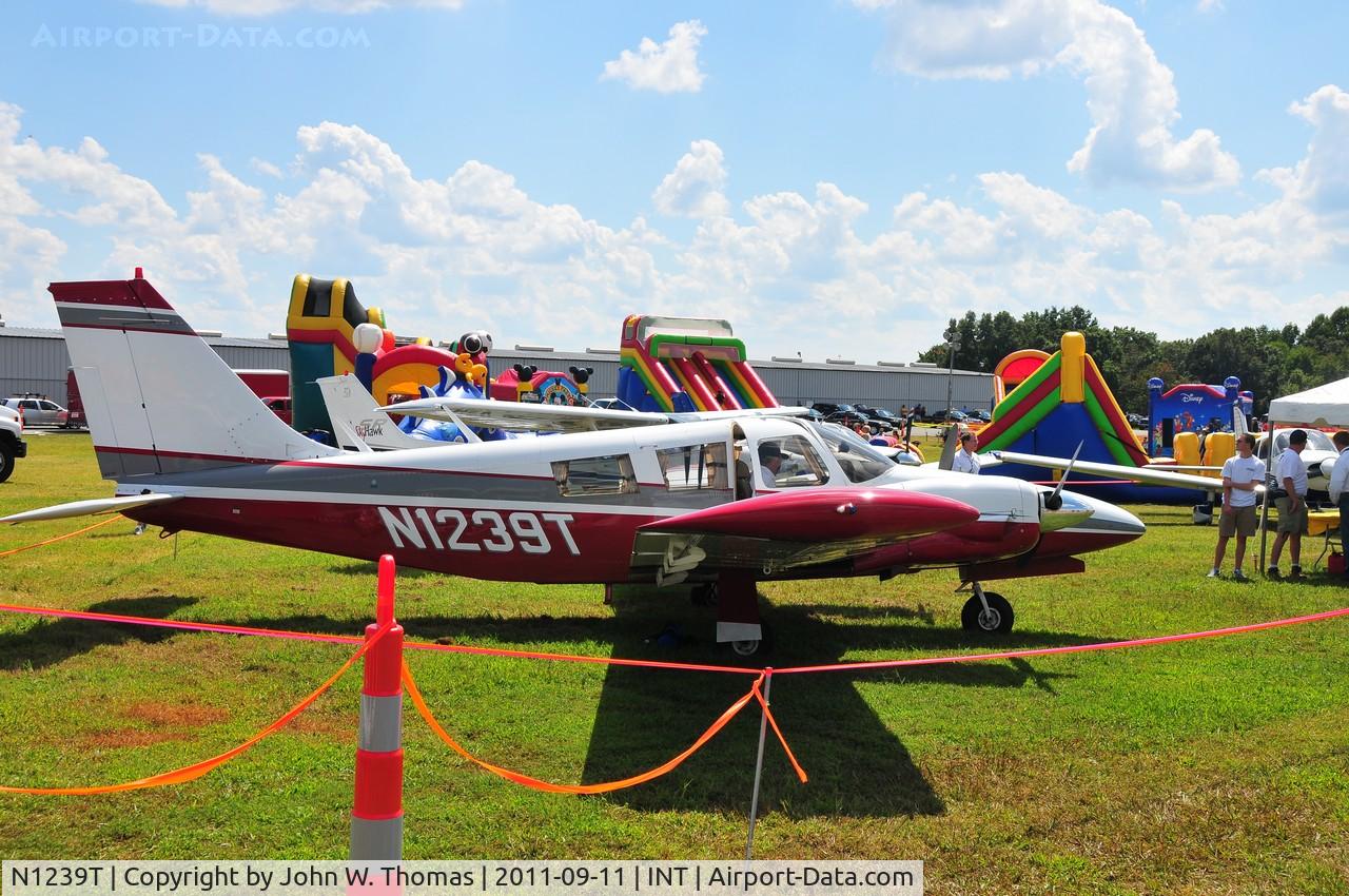 N1239T, 1972 Piper PA-34-200 C/N 34-7250270, Winston Salem Airshow 2011