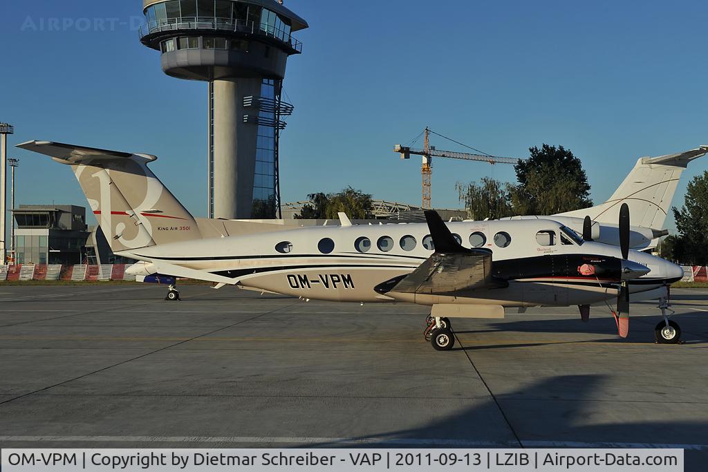 OM-VPM, Hawker Beechcraft 350 King Air (B300) C/N FL-700, King Air 300