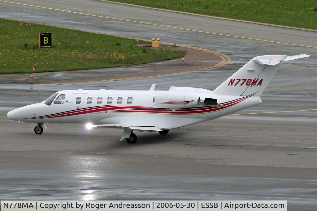 N778MA, 2005 Cessna 525A CitationJet CJ2 C/N 525A0222, Takeoff rwy 30