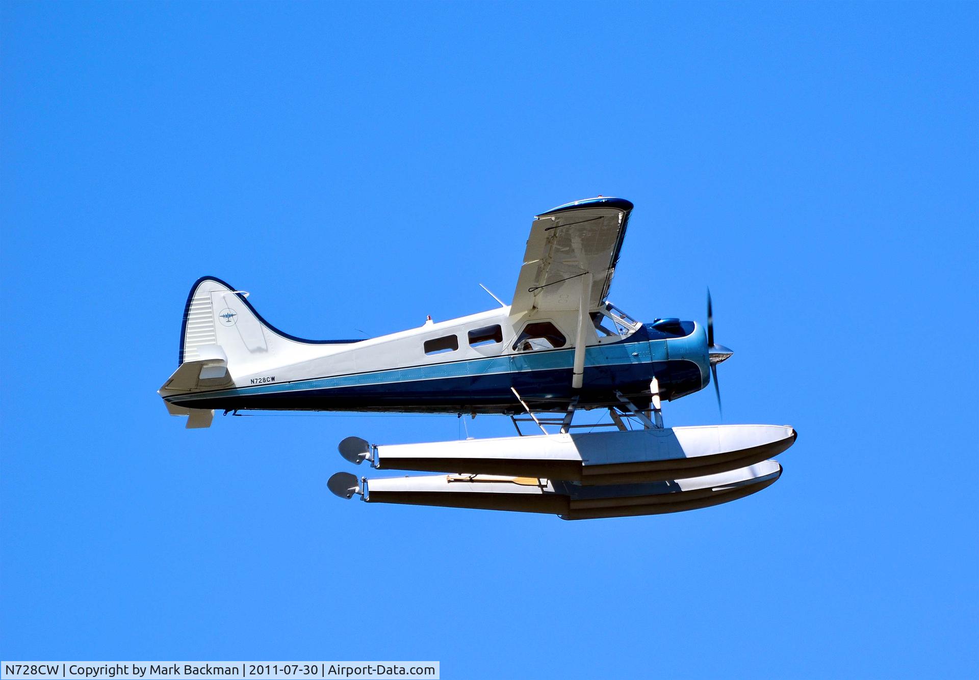 N728CW, 1952 De Havilland Canada DHC-2 Beaver Mk.I C/N 297, Over Lake Union, Seattle, WA on a clear day.