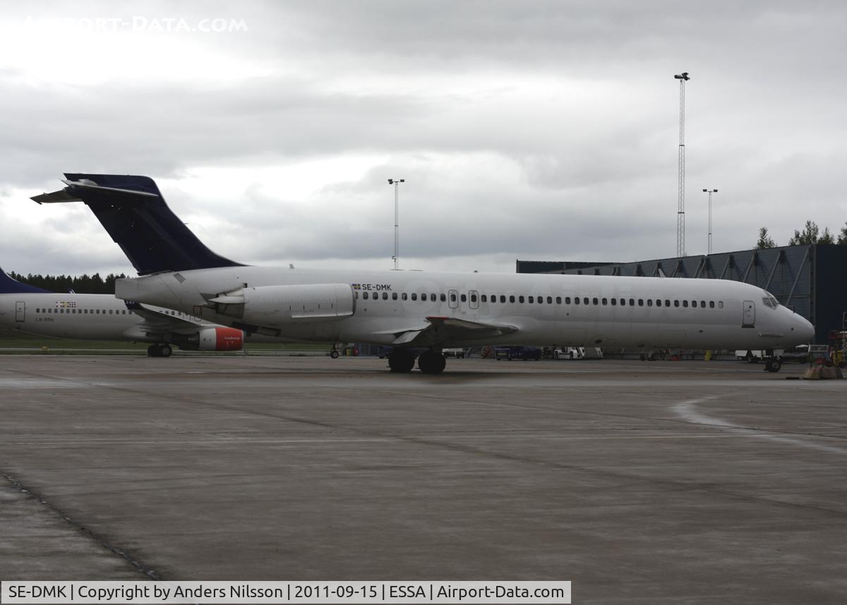 SE-DMK, 1991 McDonnell Douglas MD-87 (DC-9-87) C/N 53337, Parked at ramp H. Returned to SAS after lease to City Airline.