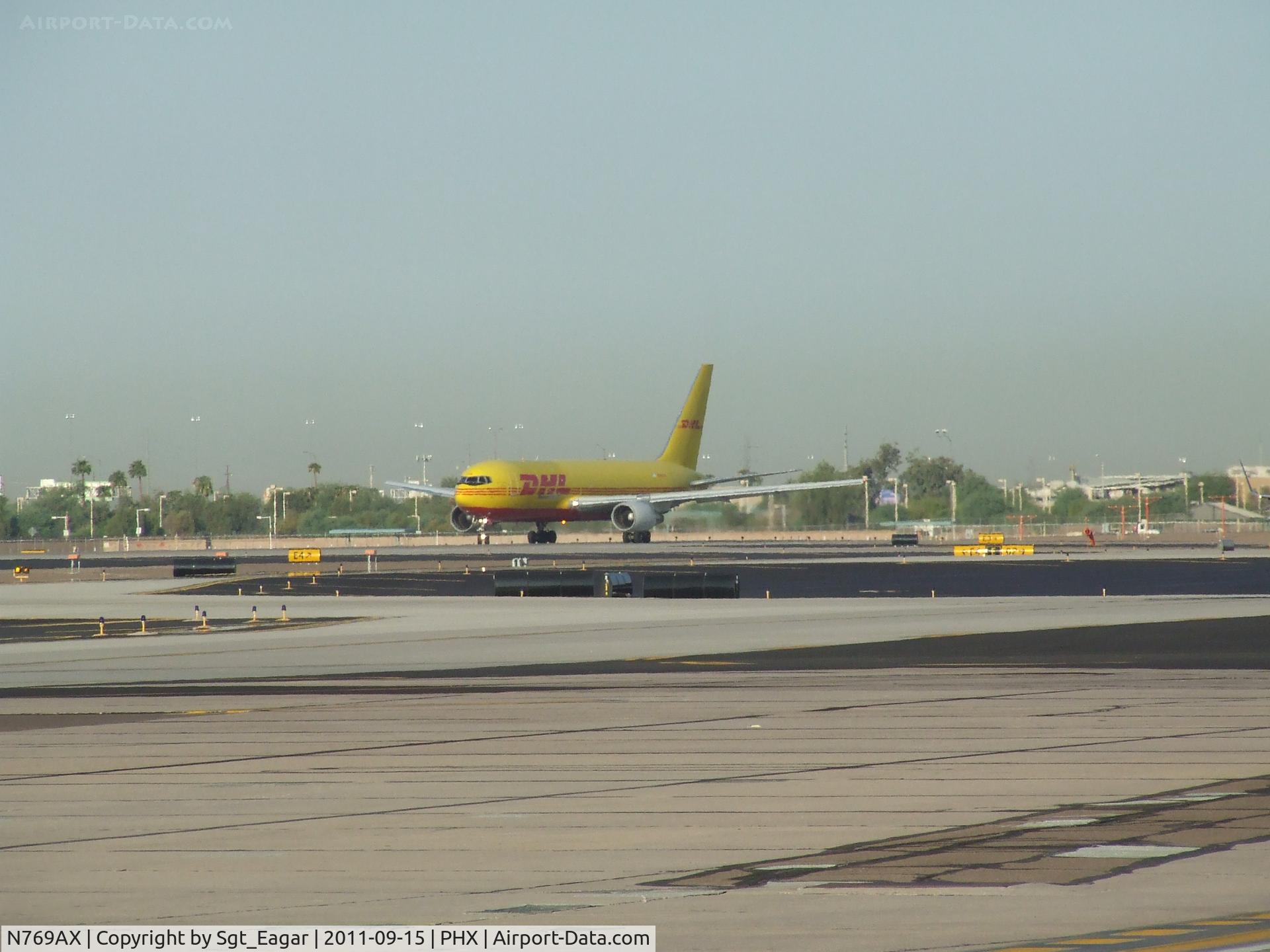 N769AX, 1983 Boeing 767-281 C/N 22787, D H L early out