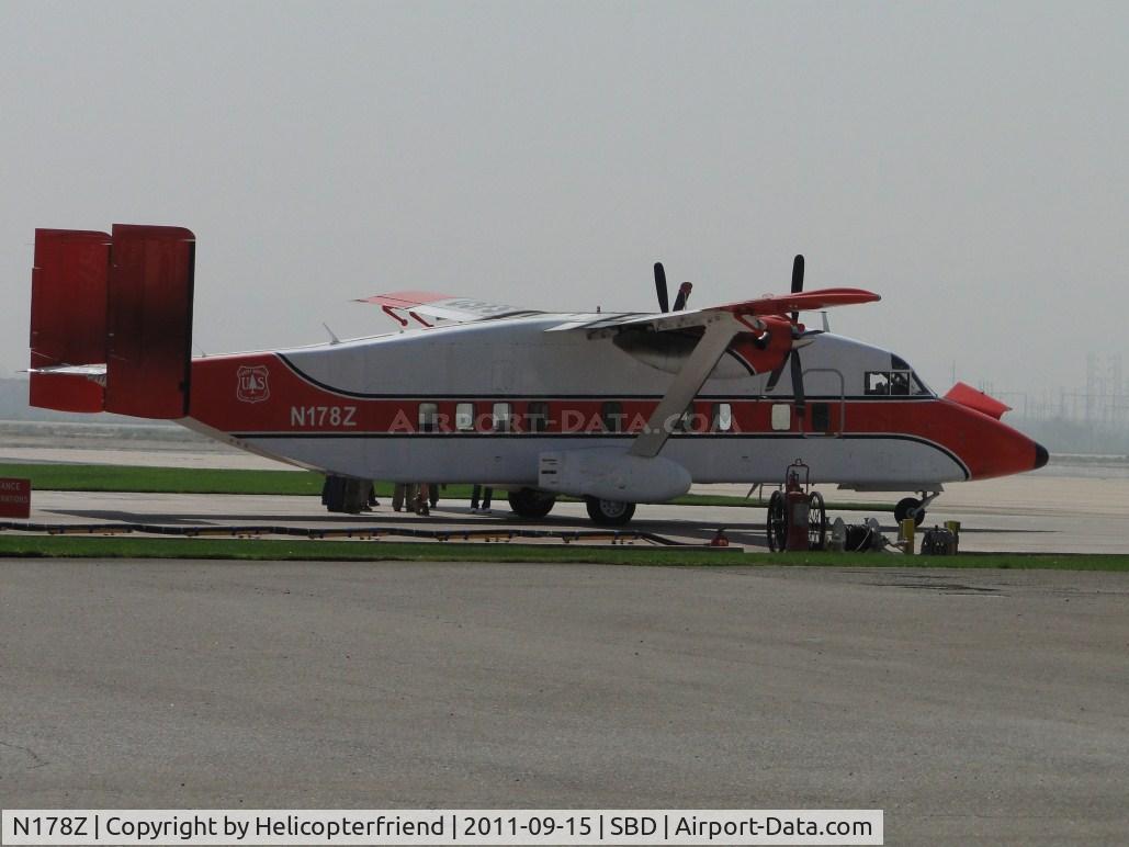 N178Z, 1985 Short SD3-30 200 C/N SH-3119, Parked at US Forestry parking area and having work done on her