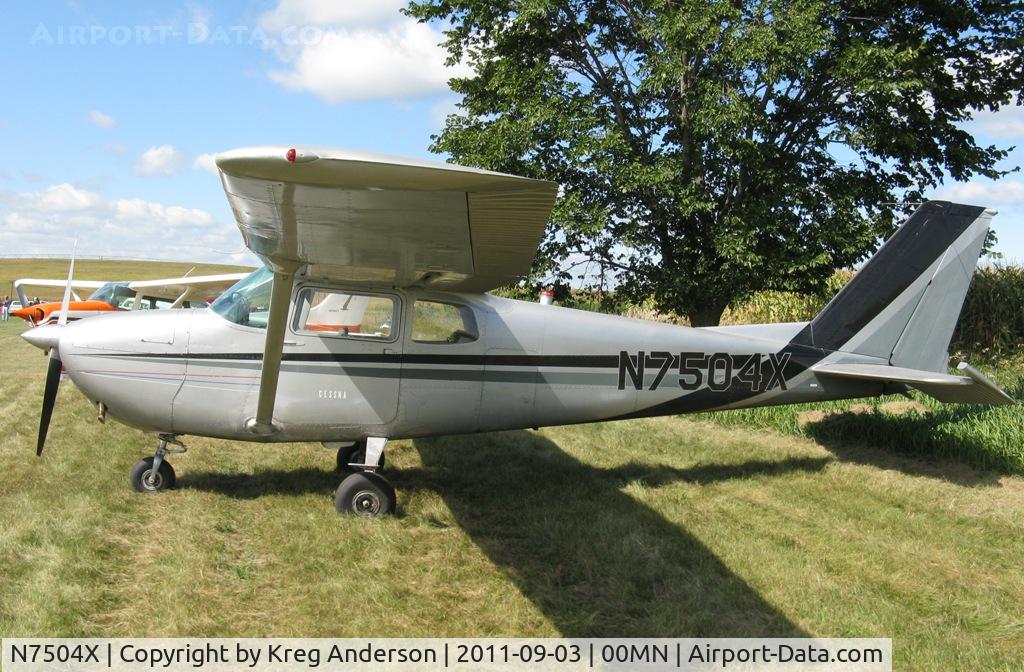 N7504X, 1960 Cessna 172B C/N 17248004, 2011 Gerry Beck Memorial Gathering of Airplanes