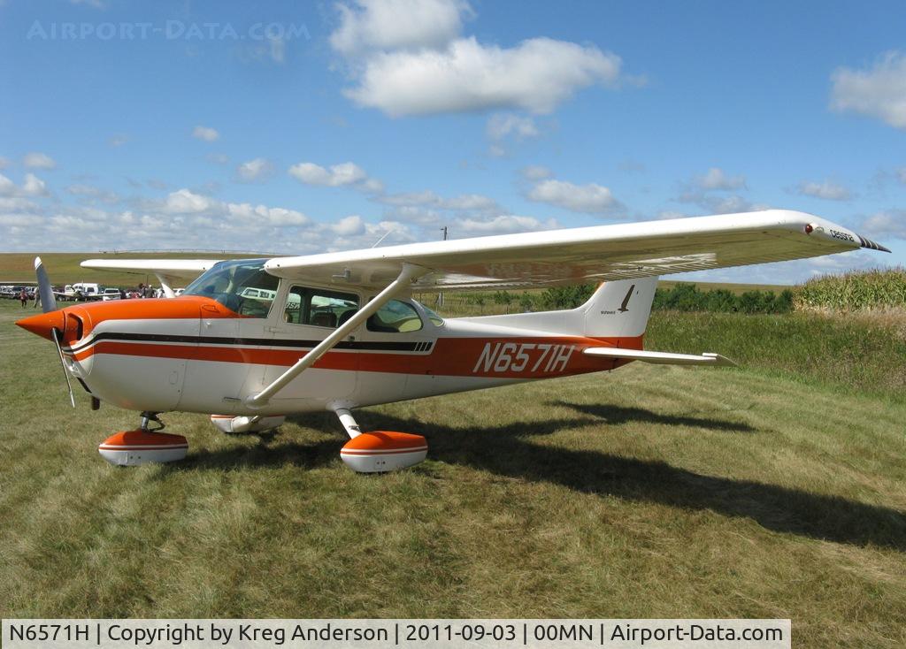 N6571H, 1975 Cessna 172M C/N 17265493, 2011 Gerry Beck Memorial Gathering of Airplanes