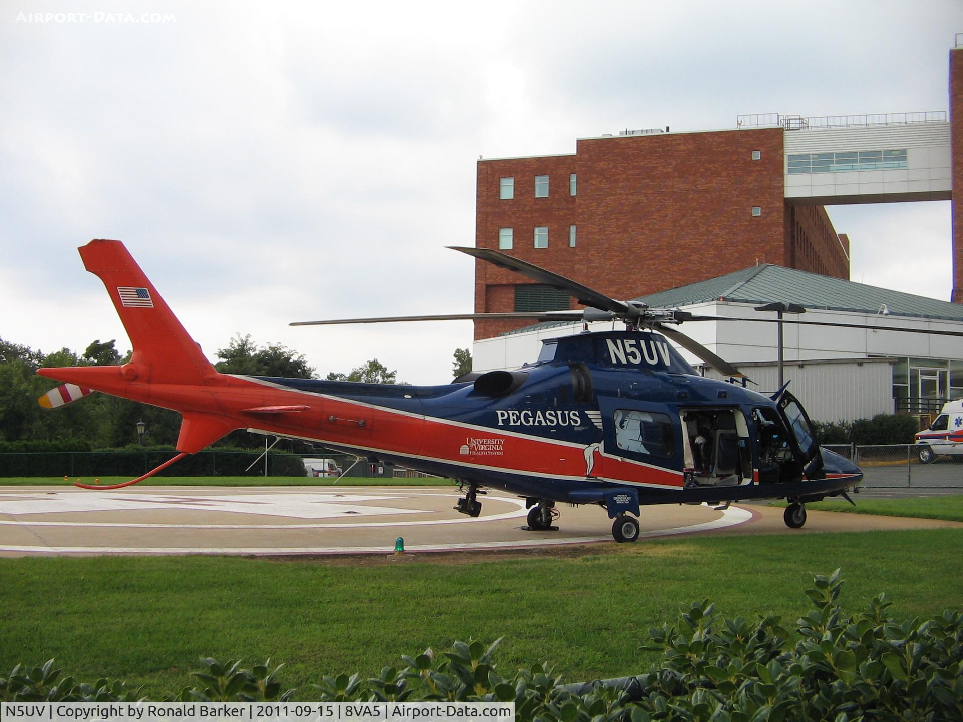 N5UV, Agusta A-109E C/N 11150, UVA Hospital