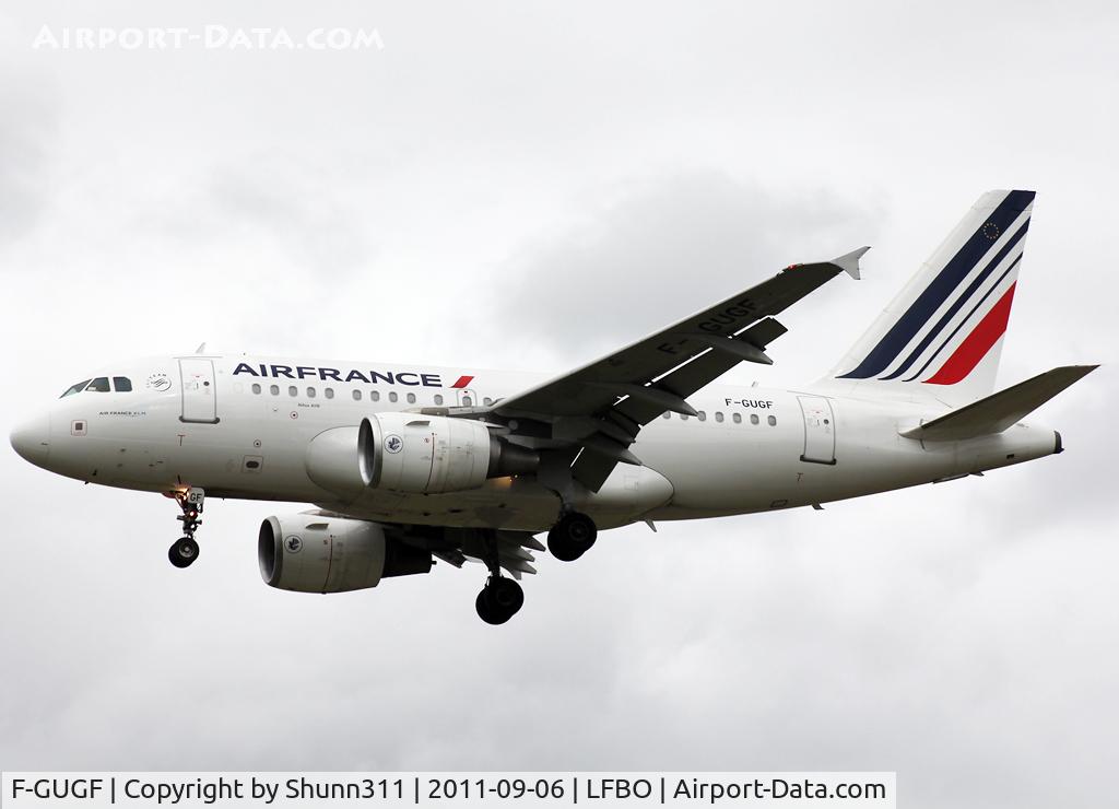 F-GUGF, 2004 Airbus A318-111 C/N 2109, Landing rwy 32L