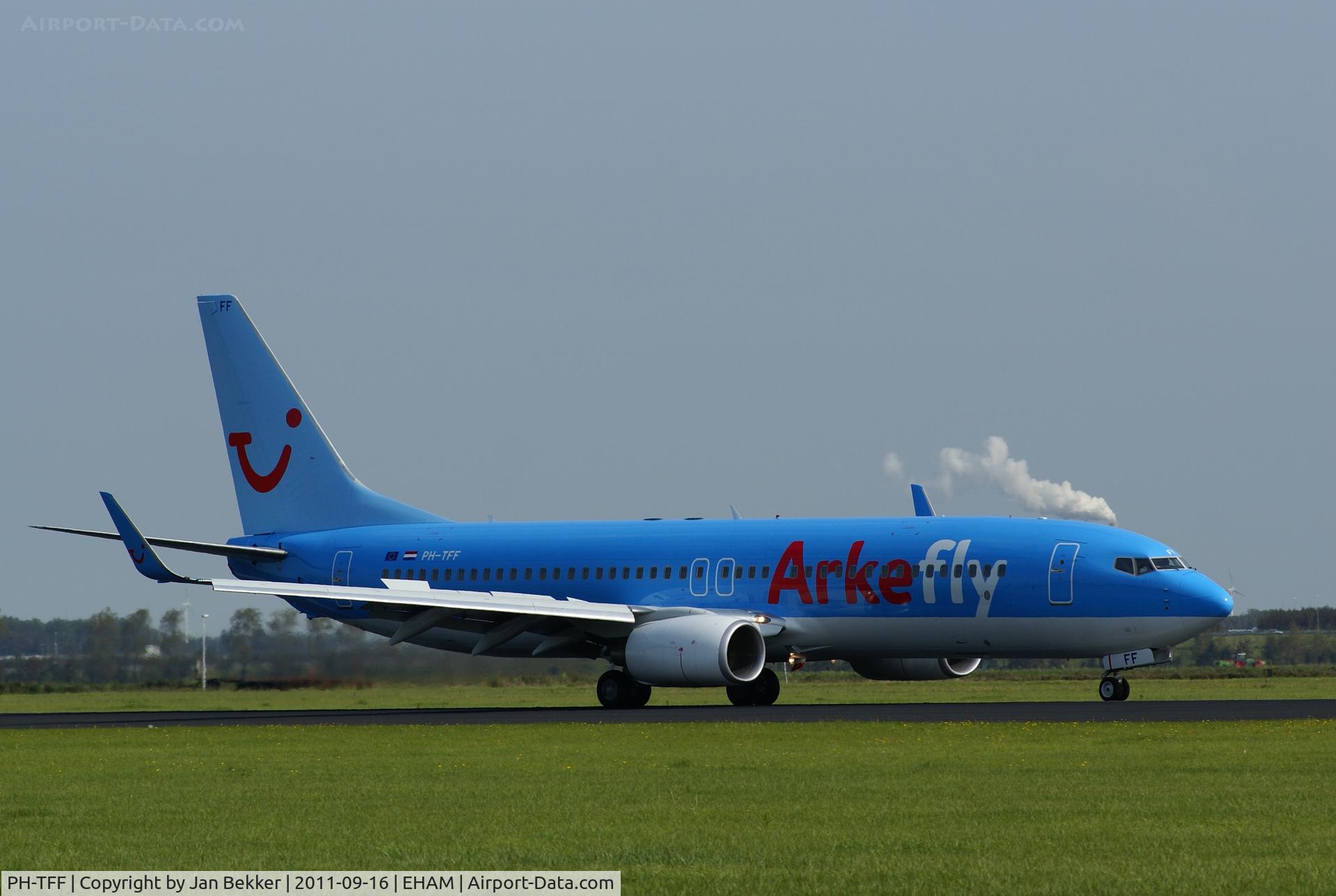 PH-TFF, 2007 Boeing 737-86N C/N 35220, Just after landing on the Polderbaan at Schiphol. Since 2011-08-19 flying for TUI Airlines.