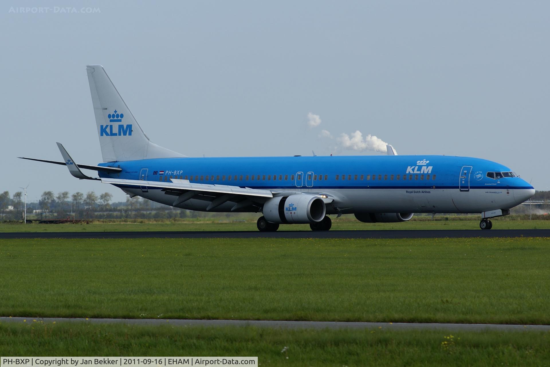PH-BXP, 2001 Boeing 737-9K2 C/N 29600, Just after landing on the Polderbaan at Schiphol