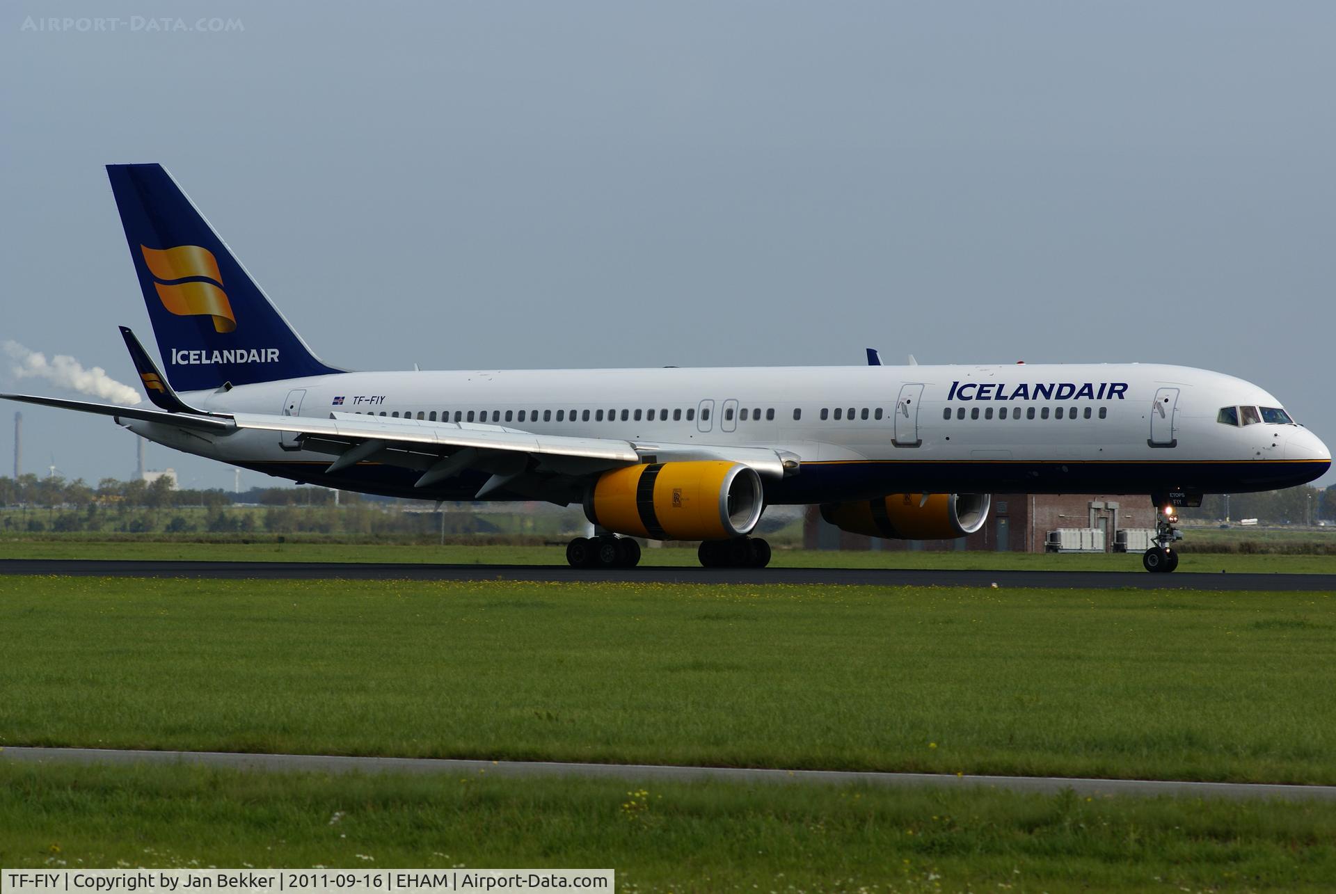 TF-FIY, 2000 Boeing 757-256 C/N 29312, Just after landing on the Polderbaan at Schiphol