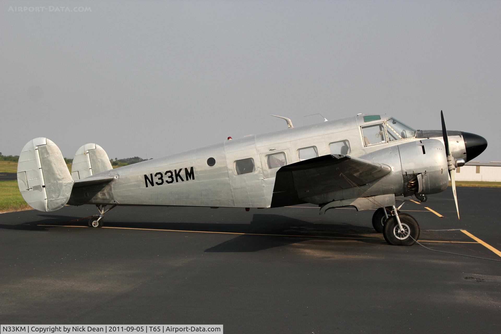 N33KM, 1960 Beech G18S C/N BA-534, Mid Valley T65