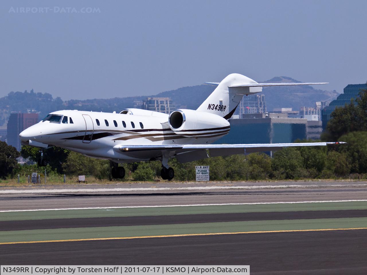 N349RR, 2004 Cessna 750 Citation X Citation X C/N 750-0236, N349RR arriving on RWY 21